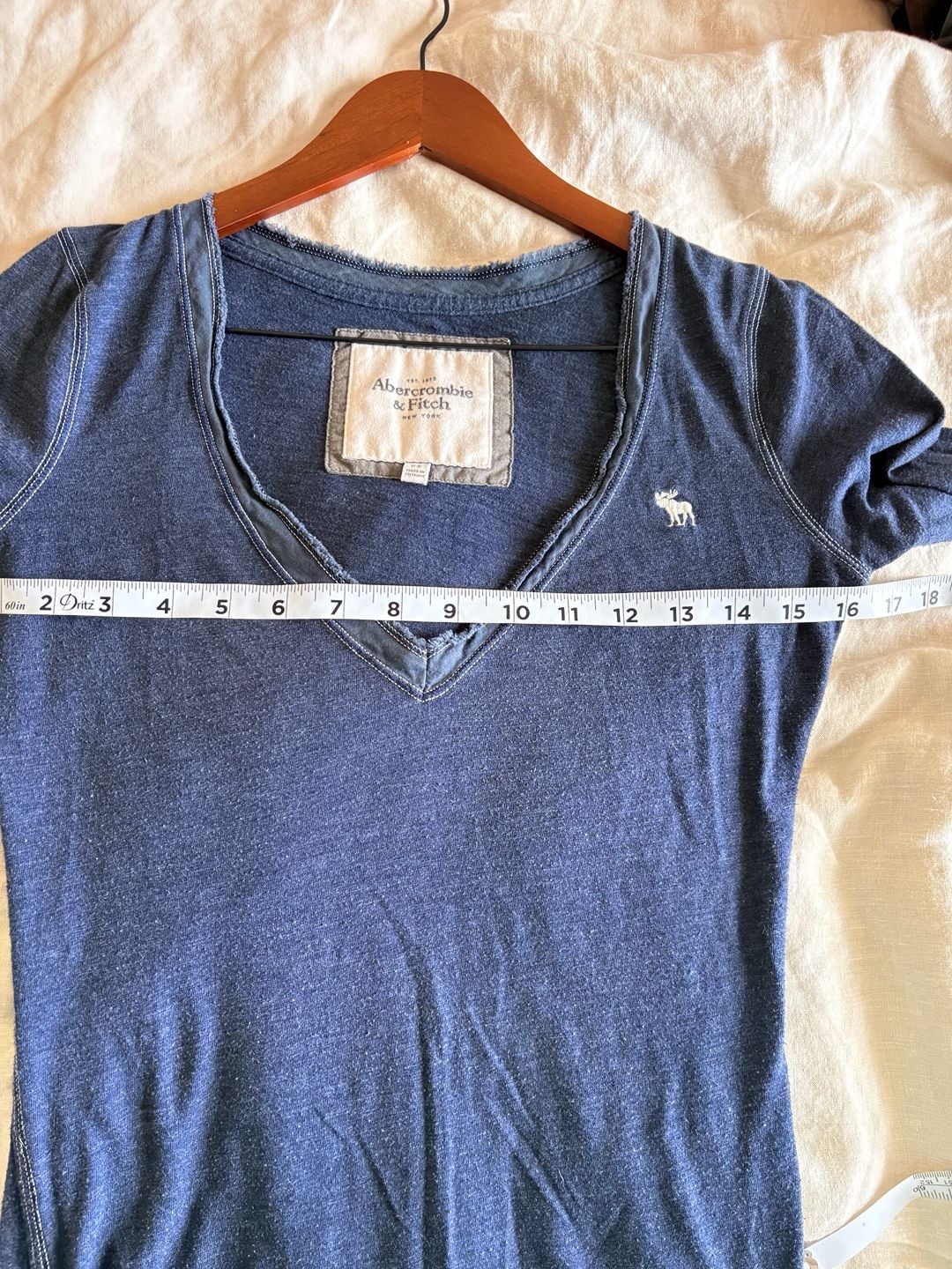 Vintage y2k abecrombie & fitch Bella Swan Blouse in navy blue 11