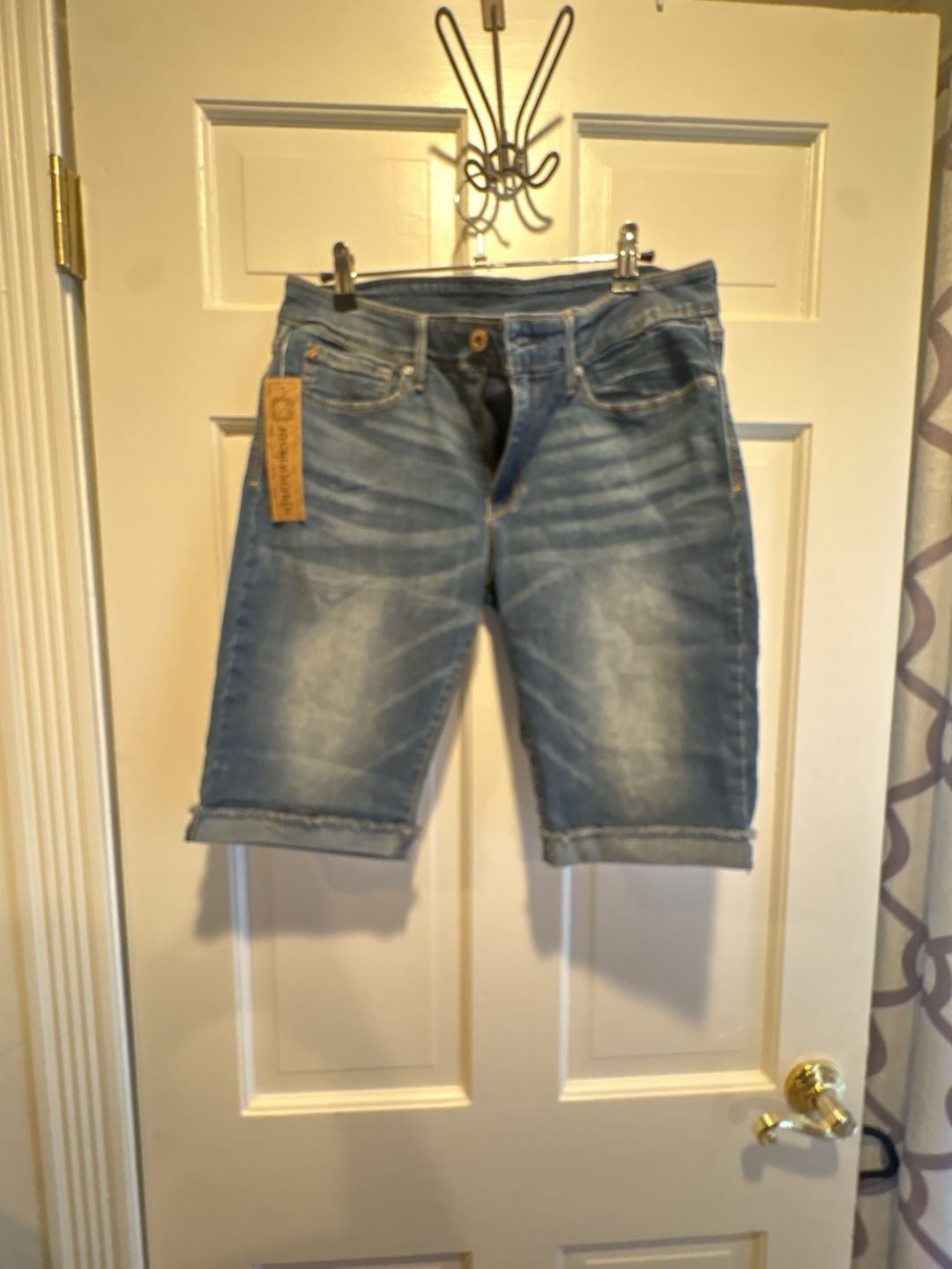 Denizen Levi's Bermuda Denim Shorts Size 8 Light Wash Stretch 2