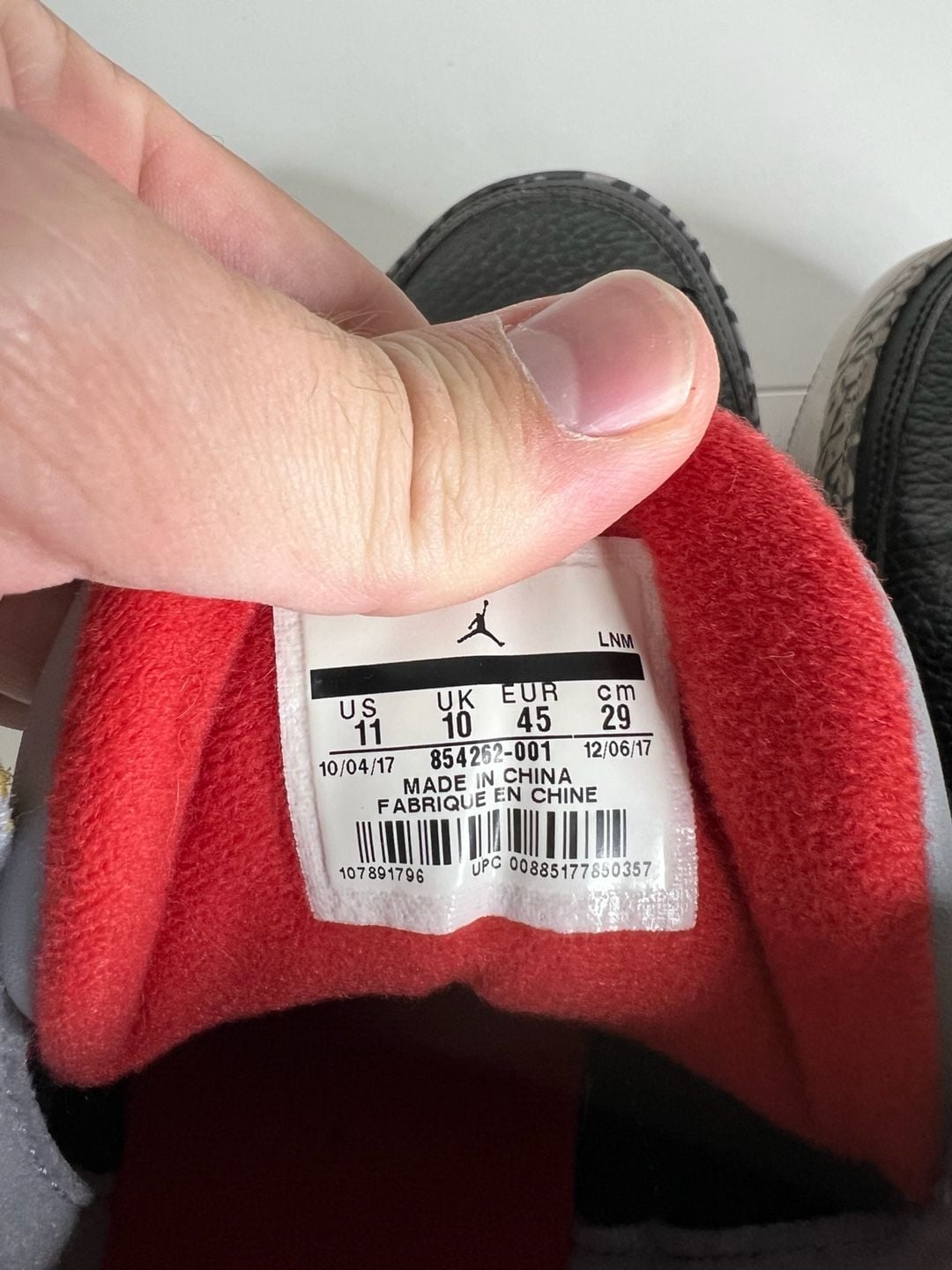Jordan Air Jordan 3 Retro Size 11 Black Cement OG 9