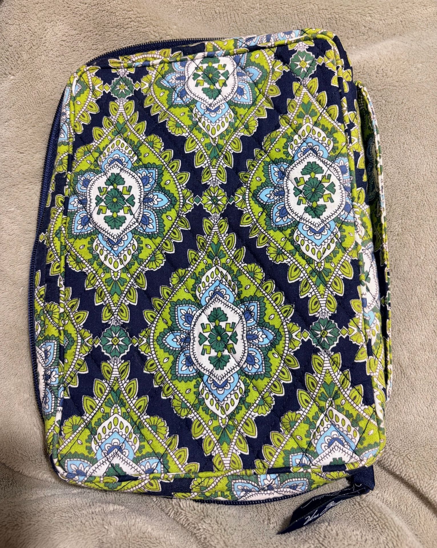 Vera Bradley Quilted Bible Cover Book Organizer Blue Green Paisley 4