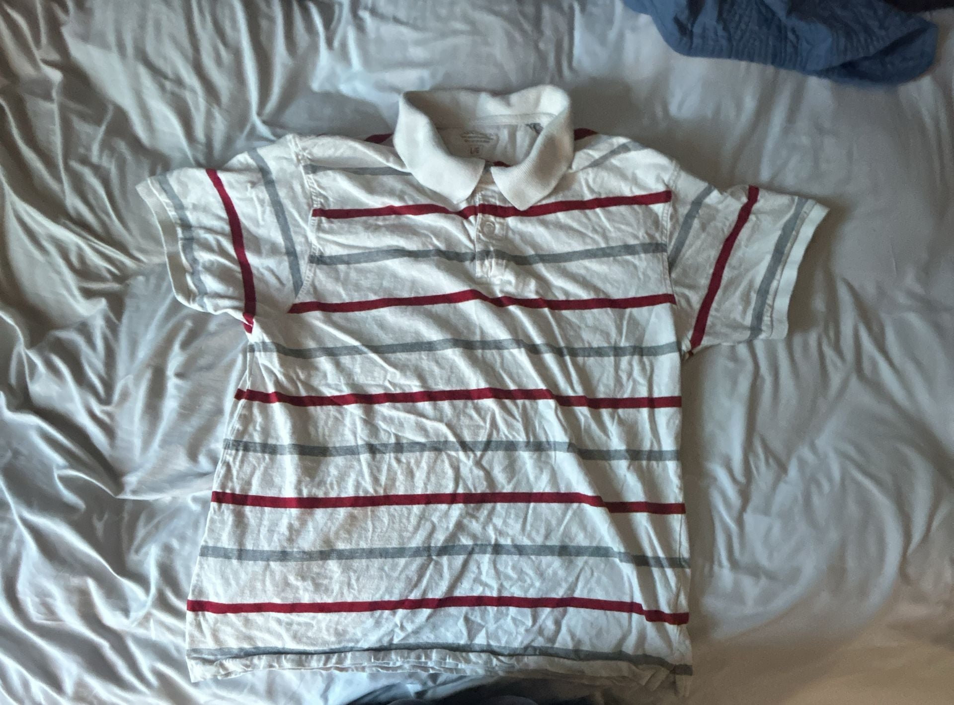 American Eagle Outfitters Striped Polo Shirt Size L White Red Gray
*NOT AMERICAN EAGLE*
BASIC EDITIONS ✅ 2