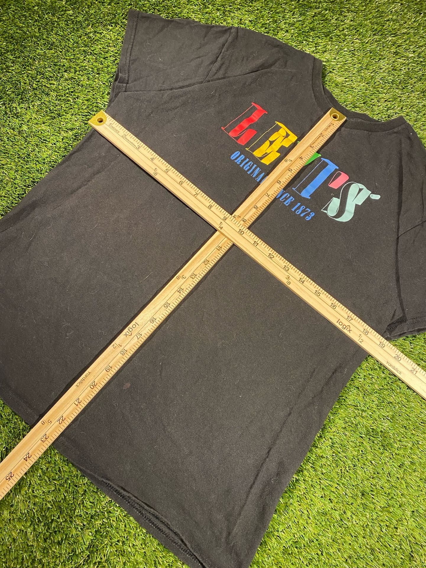 Levi's Graphic T-Shirt Size M Black Original Since 1873 Logo 3