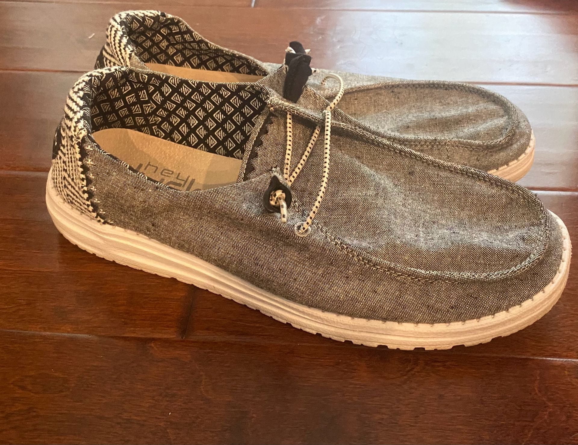 Hey Dude Wendy Chambray Braid Onyx Slip-On Shoes 3