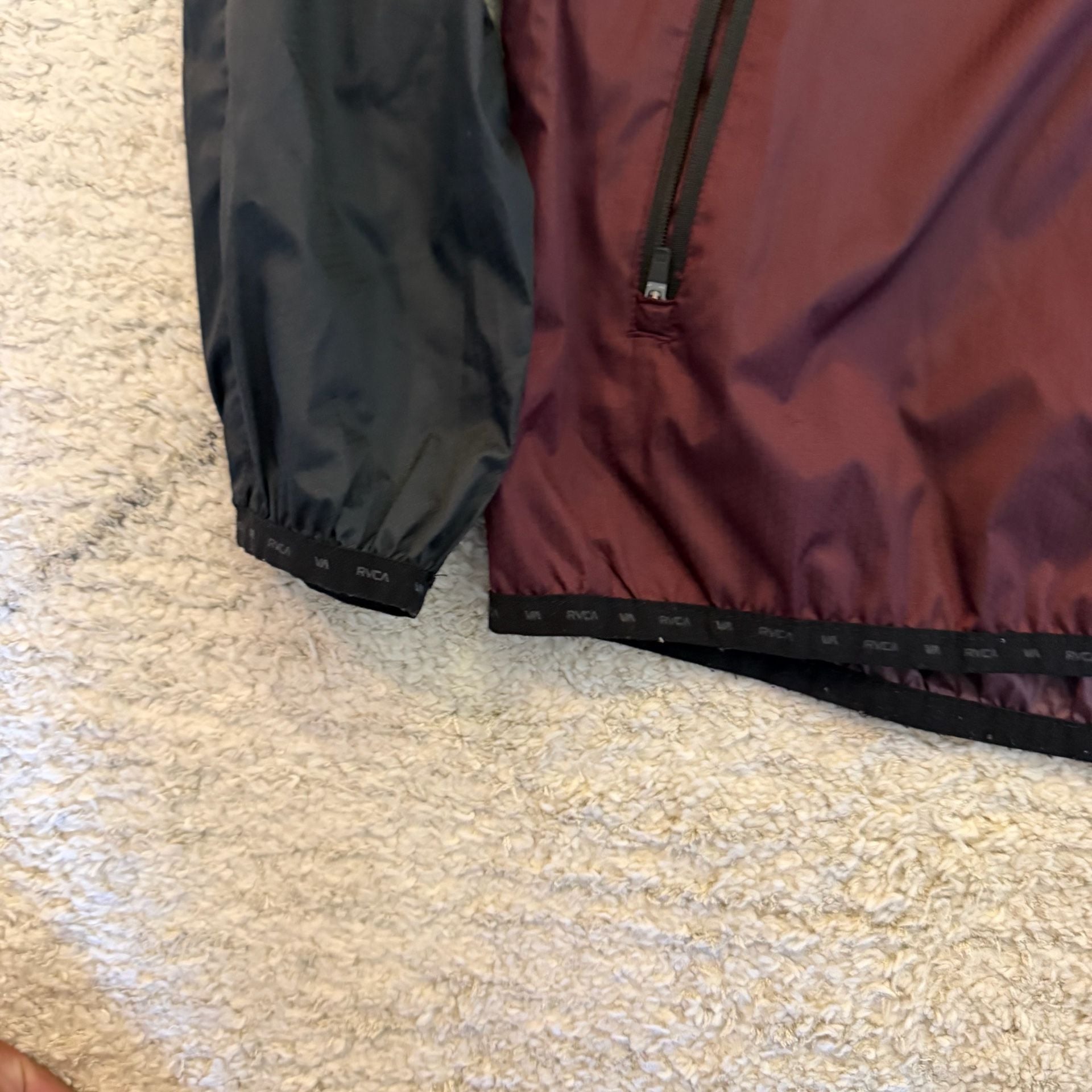 RVCA Hooded Lightweight Windbreaker Jacket Black Maroon Size M 8