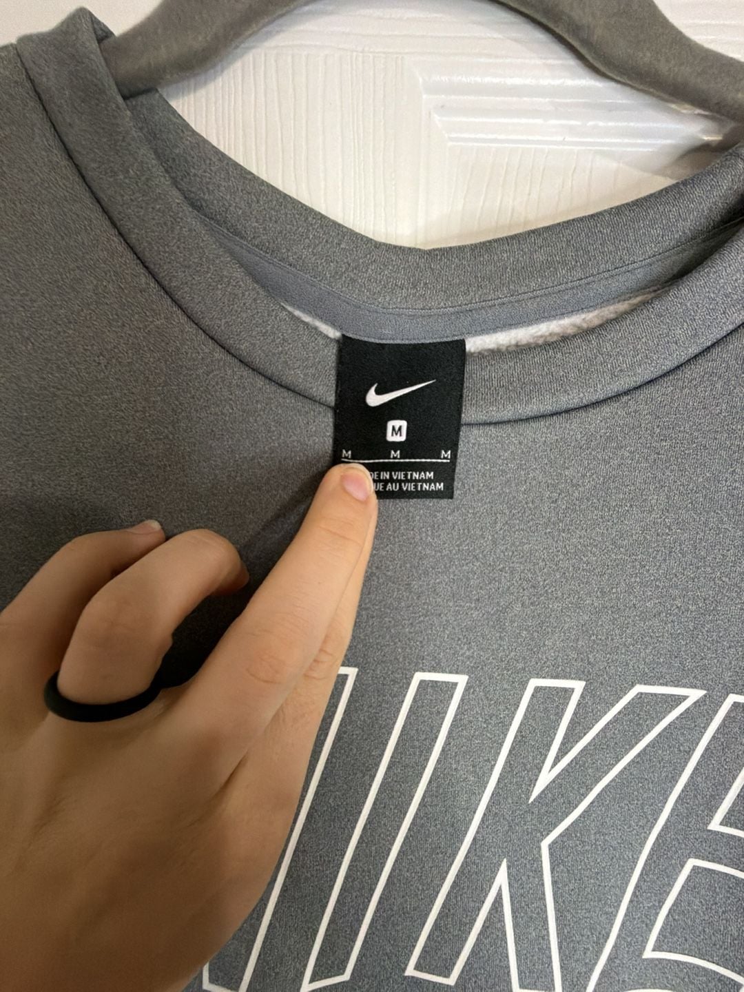 Nike Sweatshirt Size M Gray Therma-Fit Logo Crewneck Pullover 3