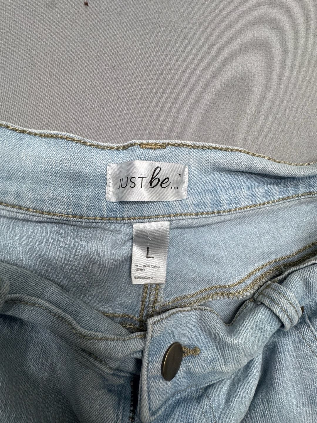 Just Be Denim Cutoff Shorts Size L Light Wash Raw Hem 3