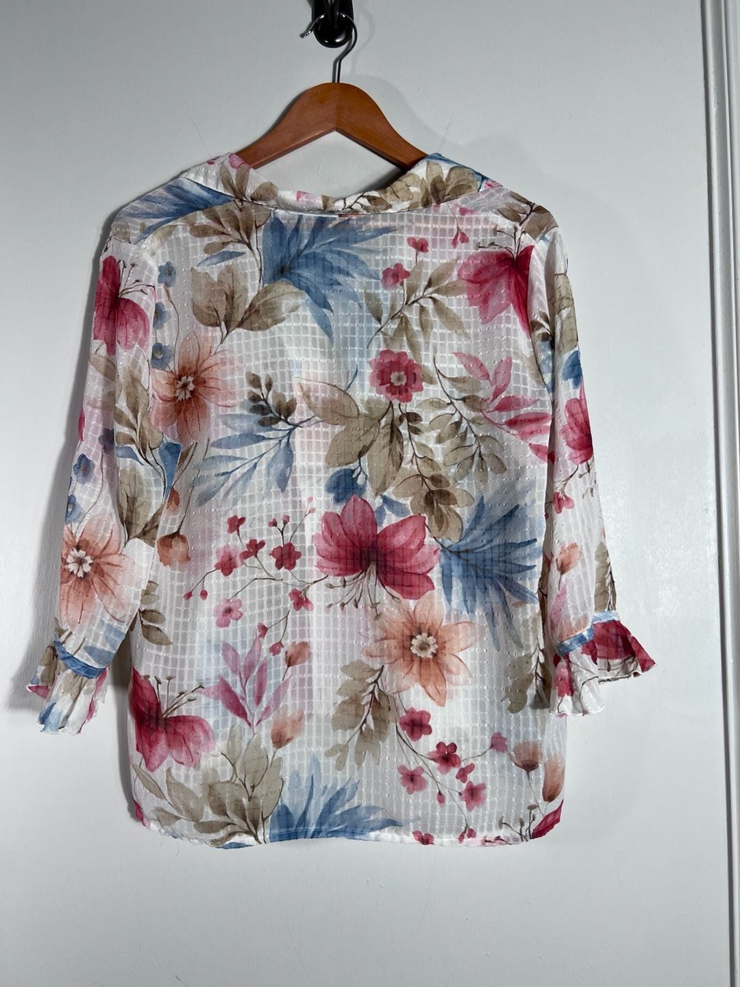 Alfred Dunner Petite 12P Floral Sheer Textured Blouse Pink Blue 3/4 Sleeve 4