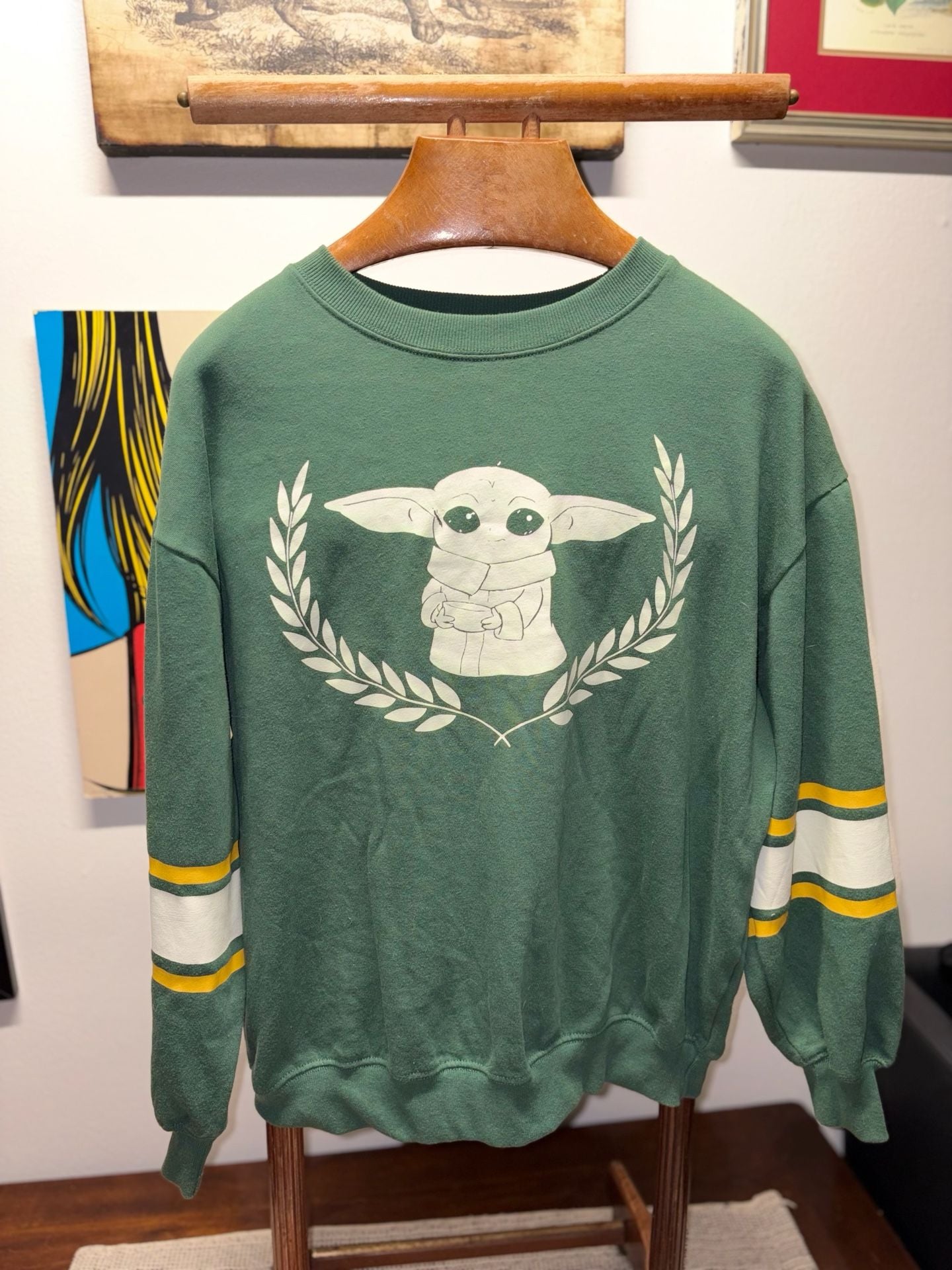 Star Wars Grogu Sweatshirt Size MD Green 2