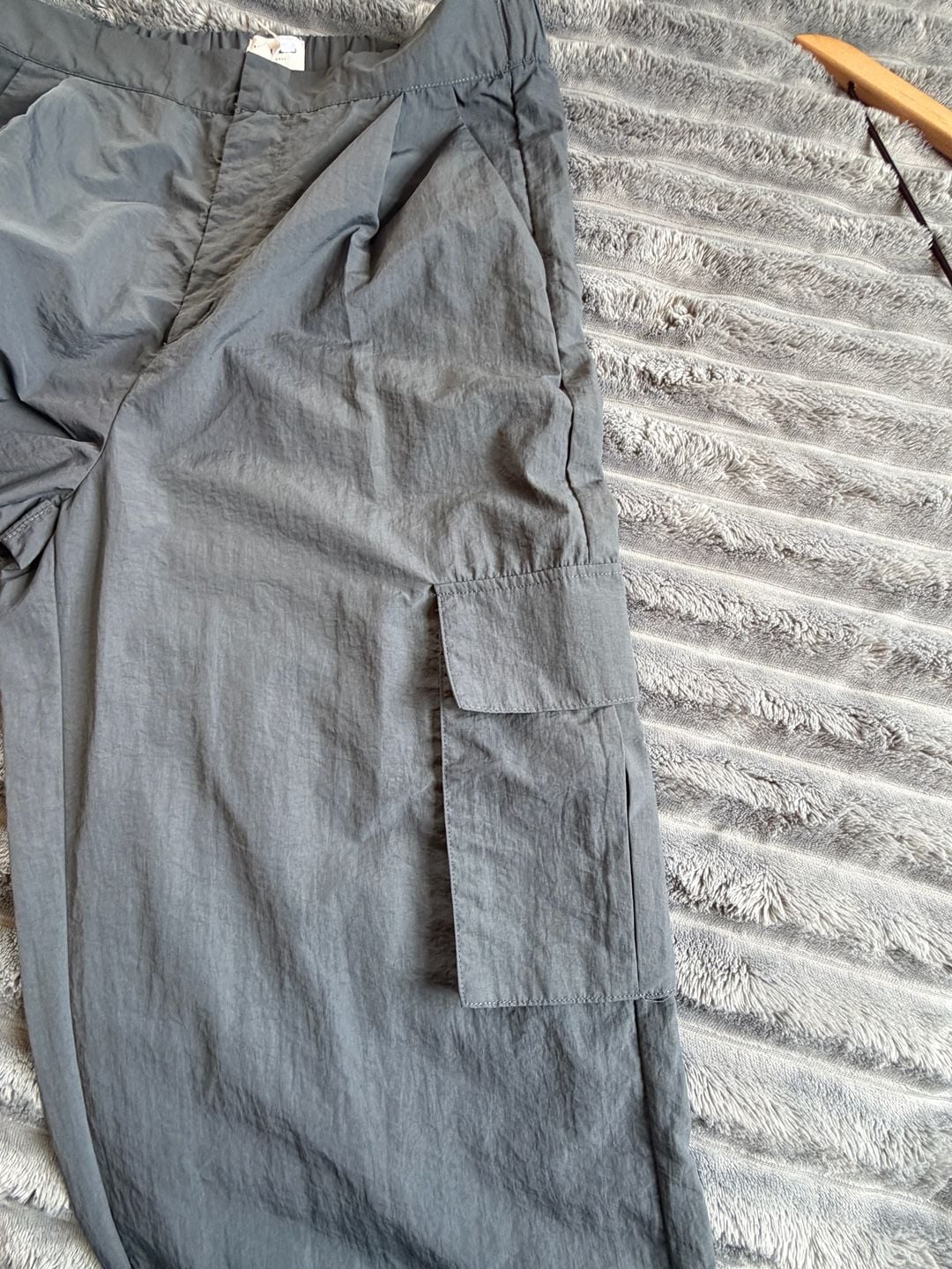 Wilo The Label Women’s Parachute Fly Cargo Pants Size S Gray NWT Gorpcore 9