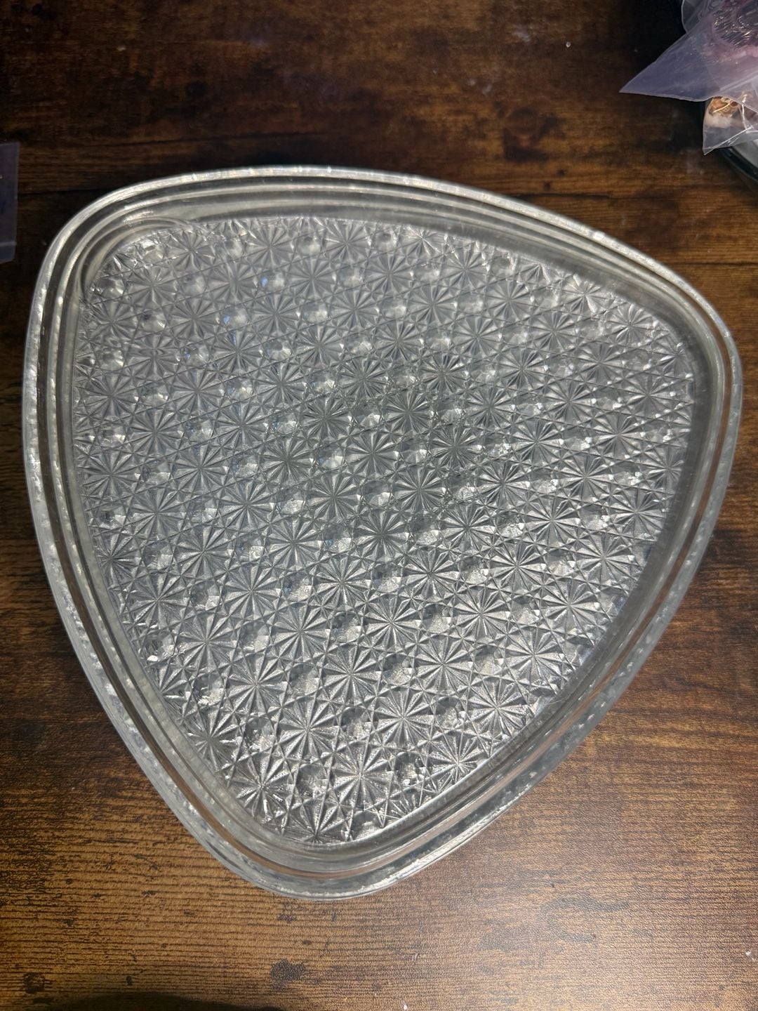 Set of 5 Triangle Daisy And Button Clear Glass Snack Plates 1