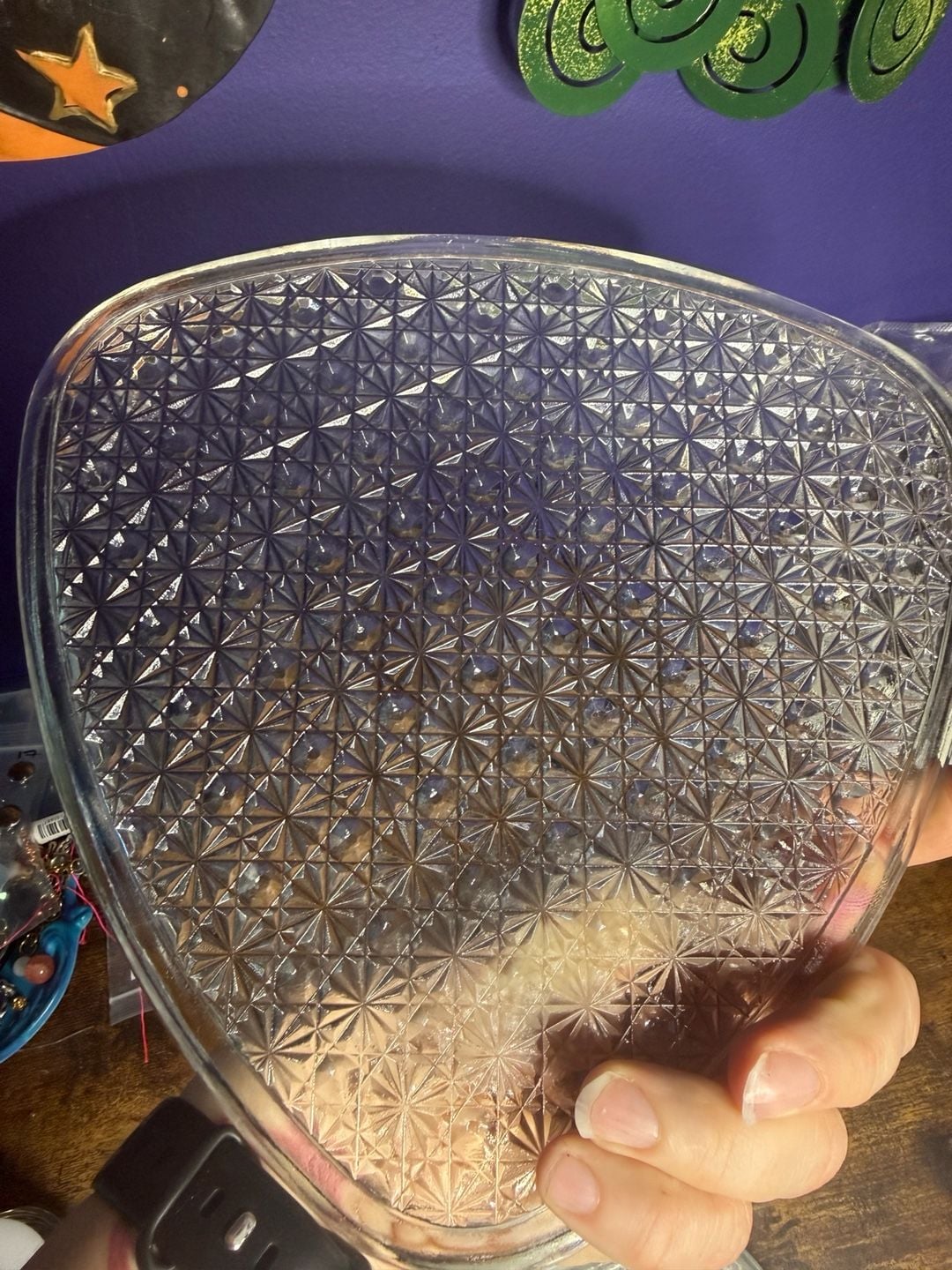 Set of 5 Triangle Daisy And Button Clear Glass Snack Plates 4