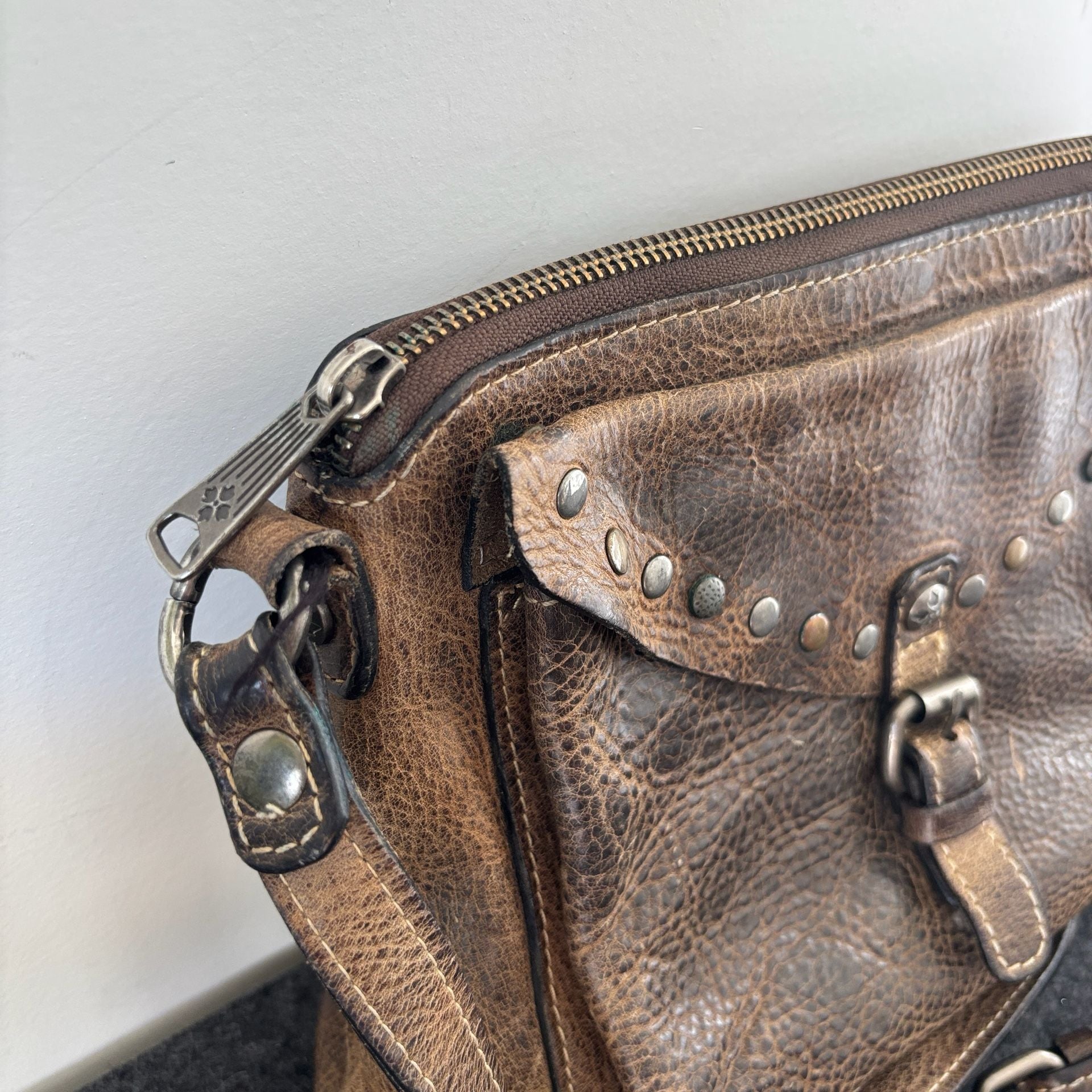 Patricia Nash Avellino Italian Leather Crossbody Bag Distressed Studded 4