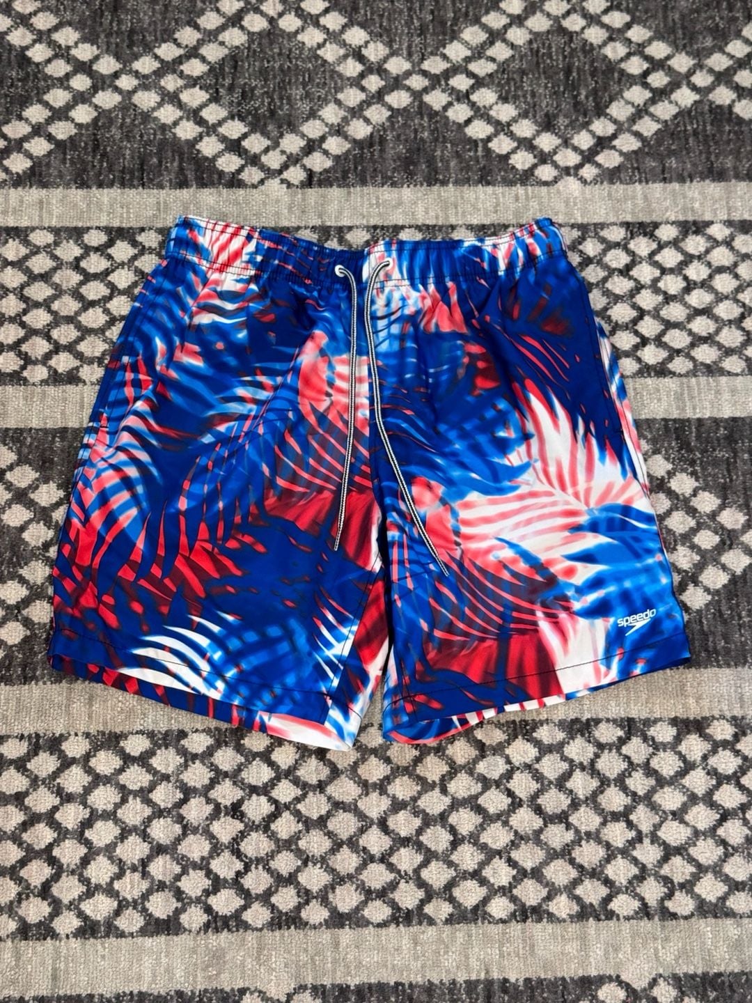 Speedo Swim Trunks Size M Blue Red Palm Leaf Print Board Shorts 2