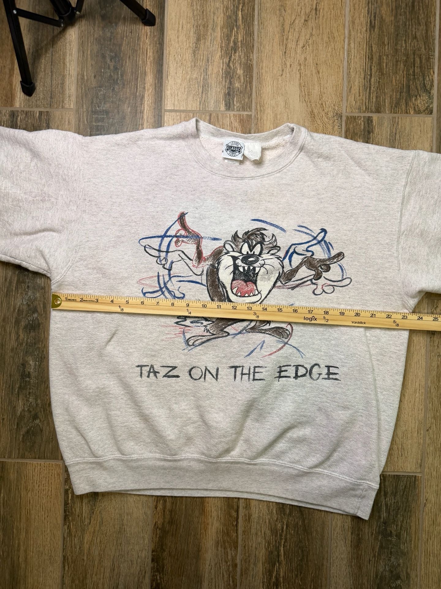Vintage Looney Tunes Taz On The Edge Sweatshirt Size L Gray Vintage 3