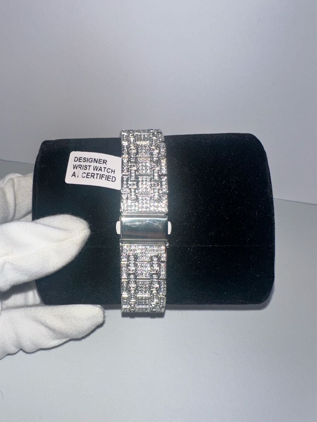 Silver Iced Out Rhinestone Fashion Watch – Floral Bezel 4
