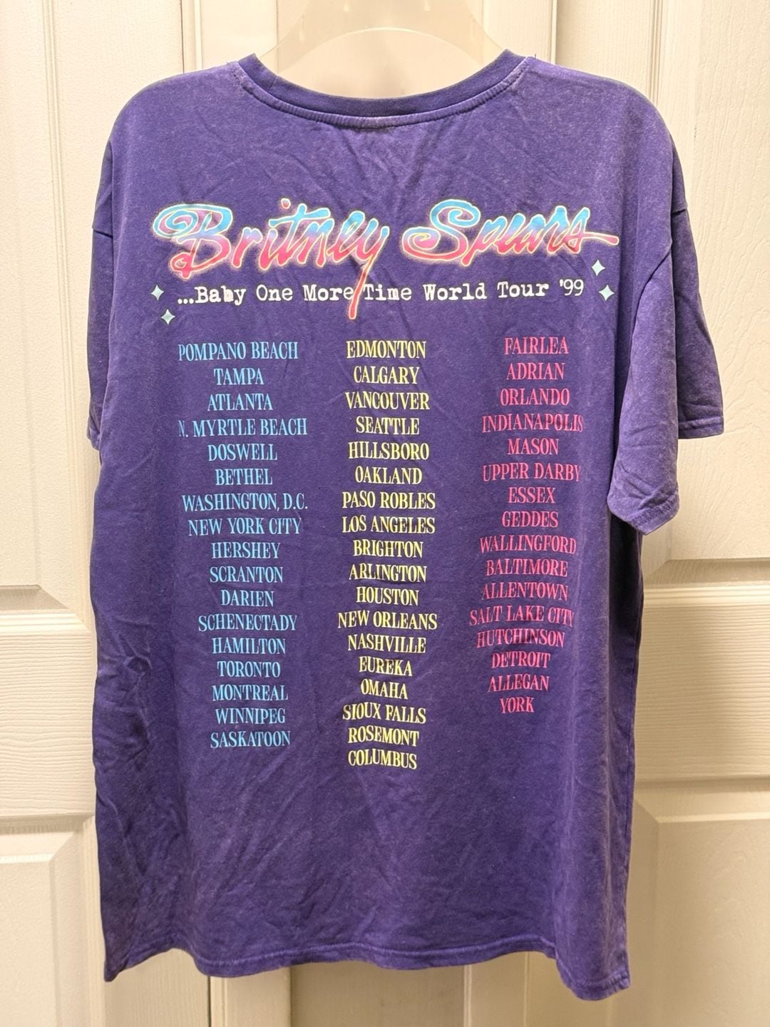 Britney Spears 1999 World Tour Graphic Tee Size XS 3
