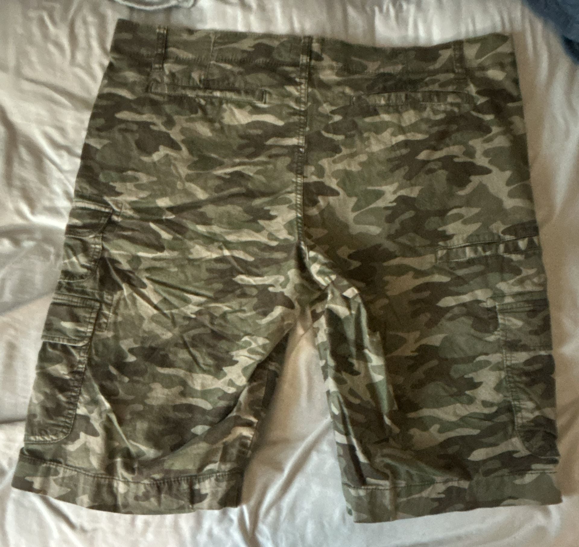 George Cargo Shorts Camo Green Cotton 3