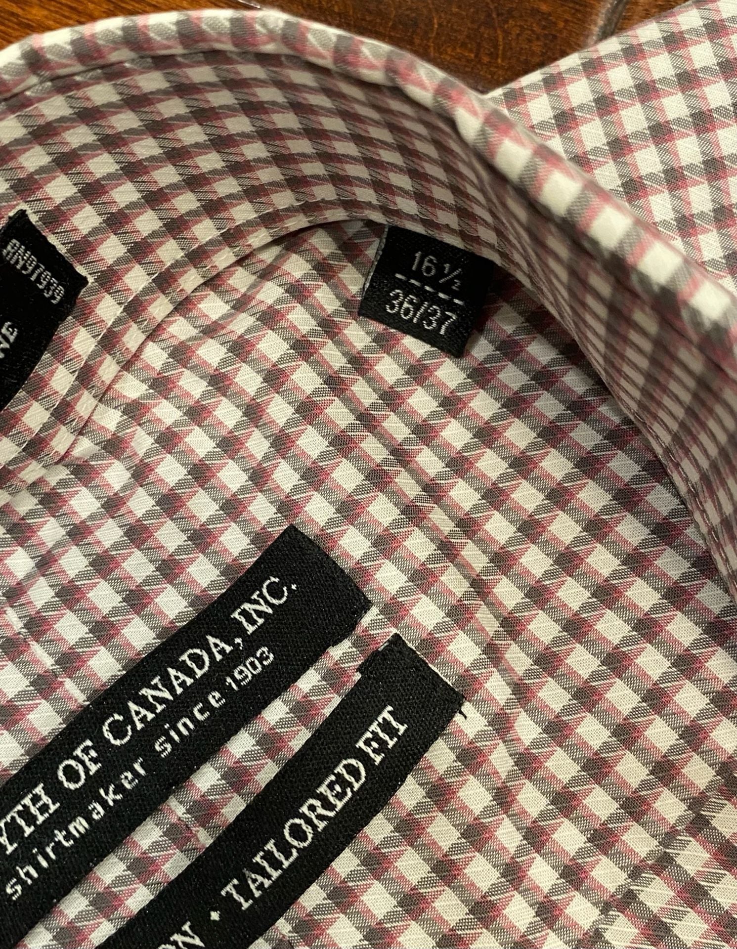 Forsyth Of Canada Dress Shirt Size 16.5 36/37 Burgundy Gingham Tailored Fit 6