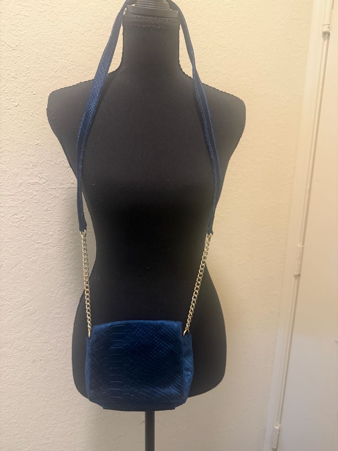 2013 Juicy Couture Crossbody Bag Blue 6