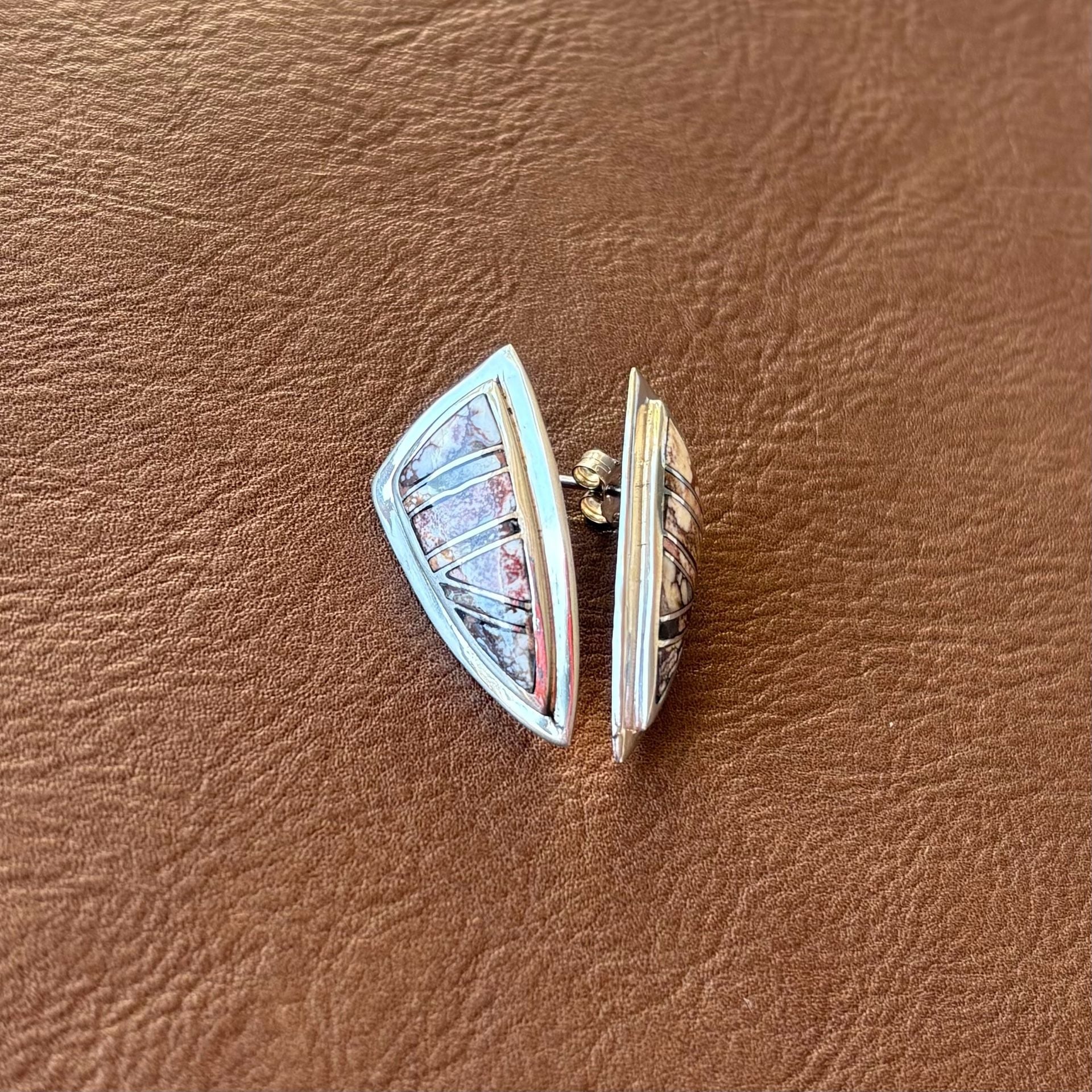 Gorgeous Southwestern Sterling Silver Wild Horse Inlay Stud Earrings 5