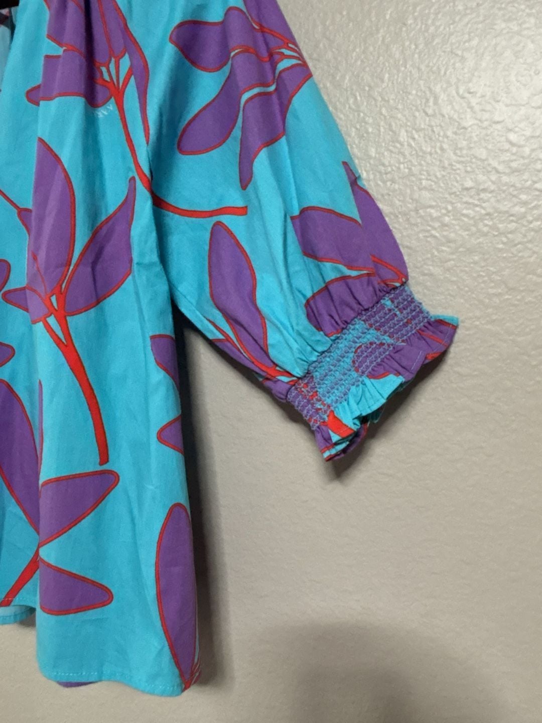 Karlie Floral Print Blouse Size S Blue Purple V-Neck Puff Sleeve Sz Small 4