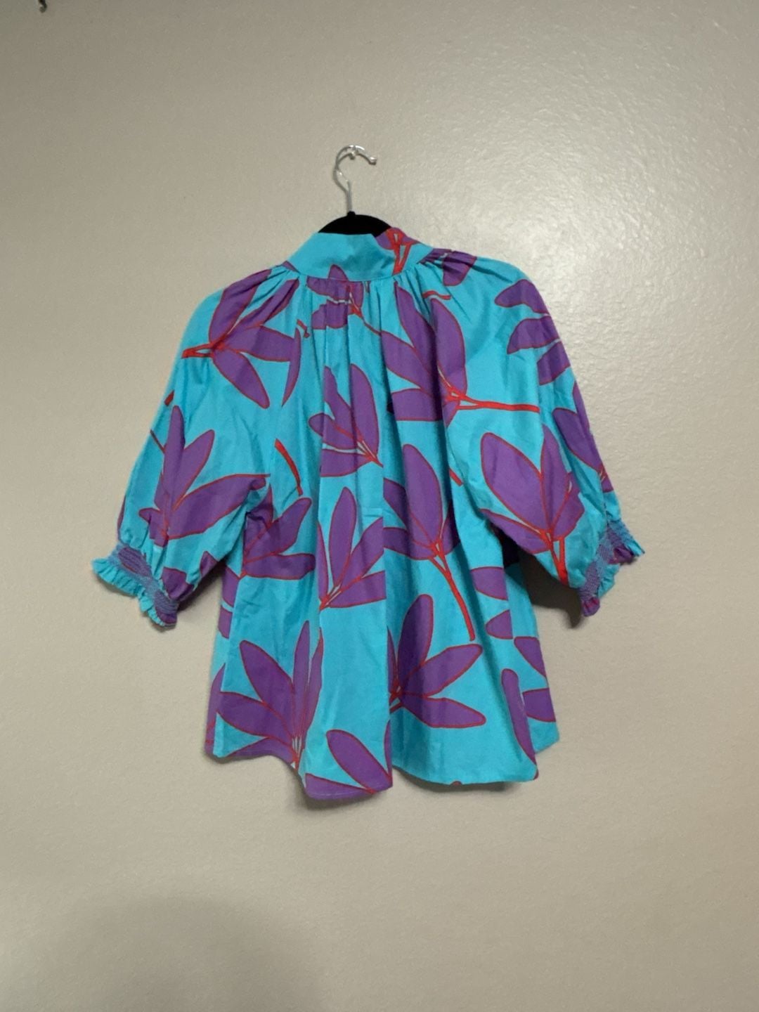 Karlie Floral Print Blouse Size S Blue Purple V-Neck Puff Sleeve Sz Small 5
