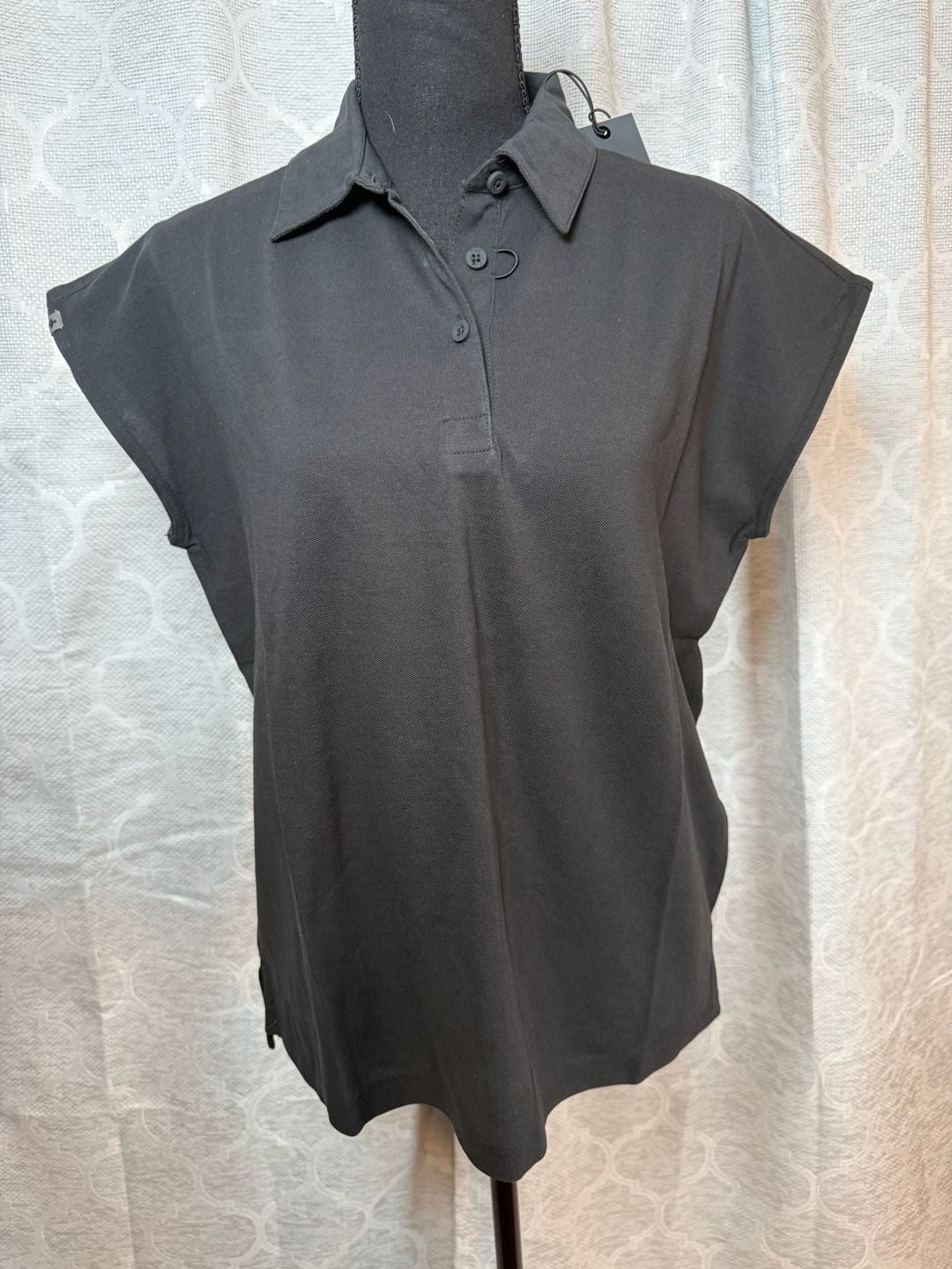 FIGS Women’s Technical Pique Ella Scrub Polo Size S Black 2