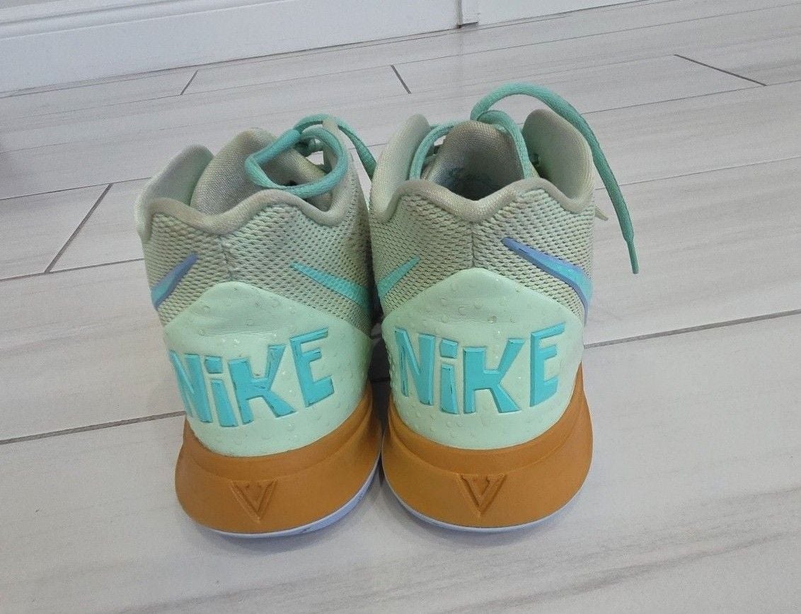 Nike Kyrie 5 SpongeBob SquarePants Squidward Size 10.5 4