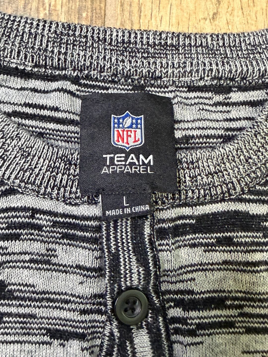 NFL Team Apparel Baltimore Ravens Sweater Size L Henley Stripe 4