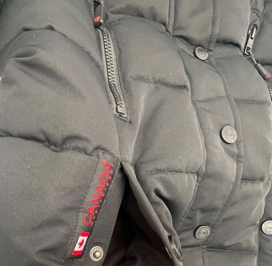 Canada Weather Gear kids hooded Puffer Parka Jacket Size 7/8 Black Winter coat 12
