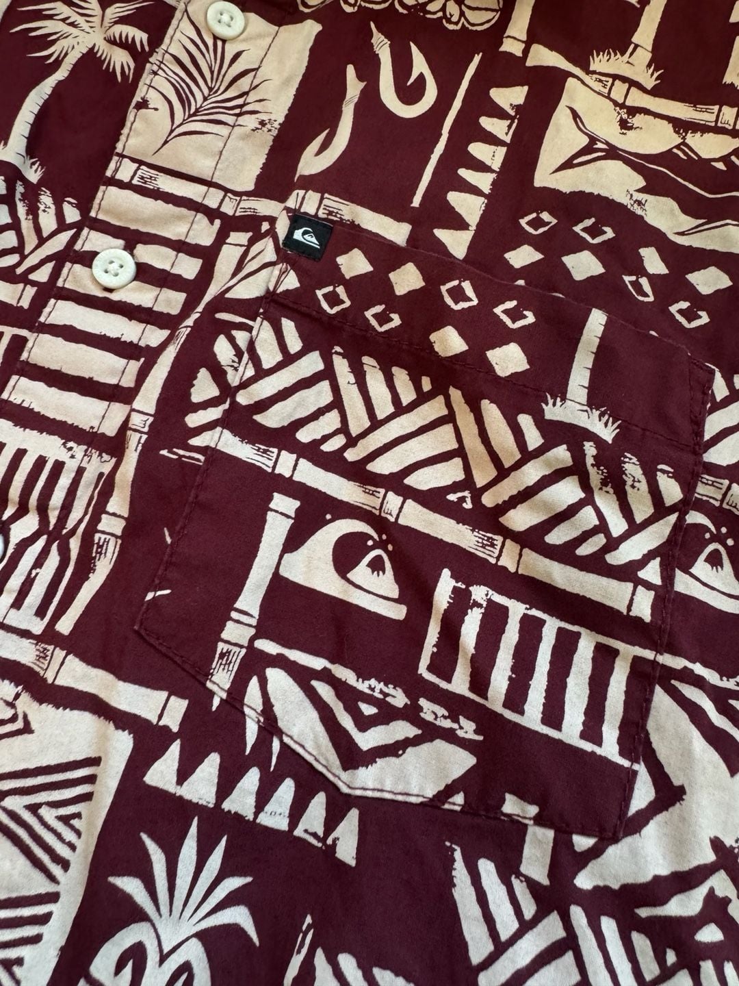 Burgundy Hawaiian Tiki Aloha Surf Shirt Tropical Coastal Y2K Men’s M 7