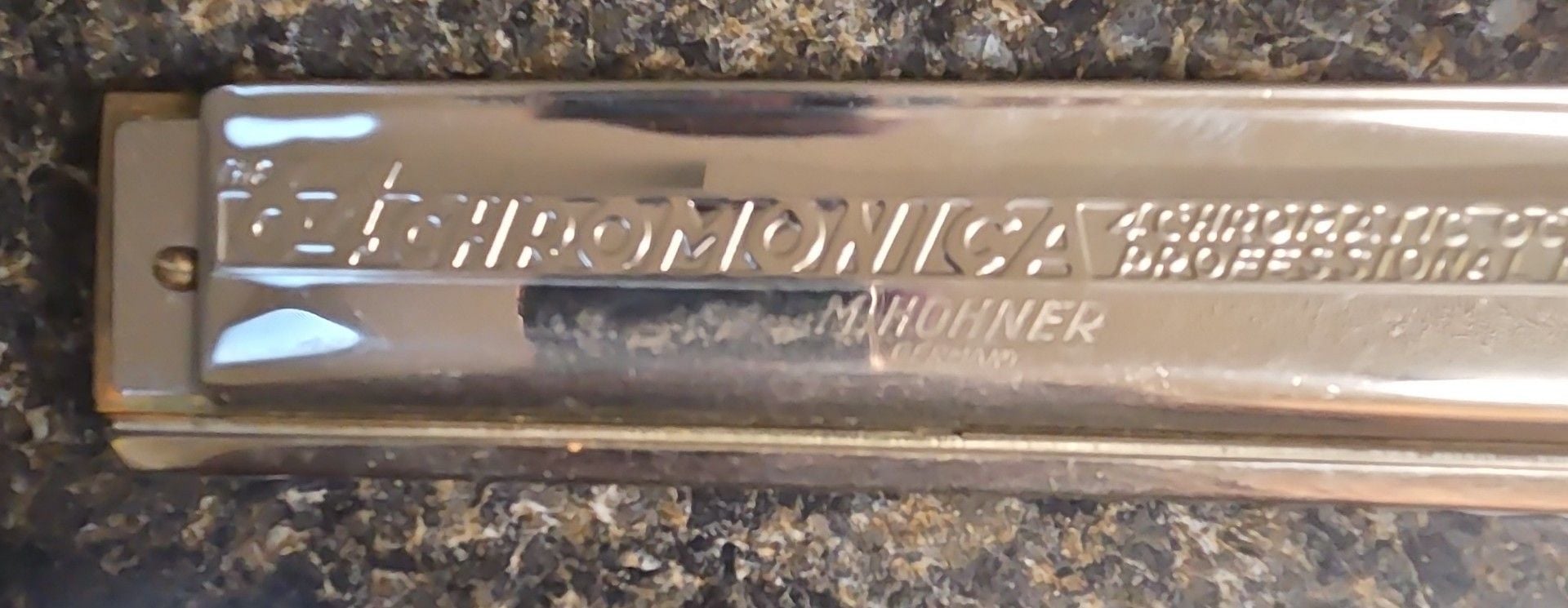Hohner The 64 Chromonica 4 Octave Professional Harmonica with Case 3