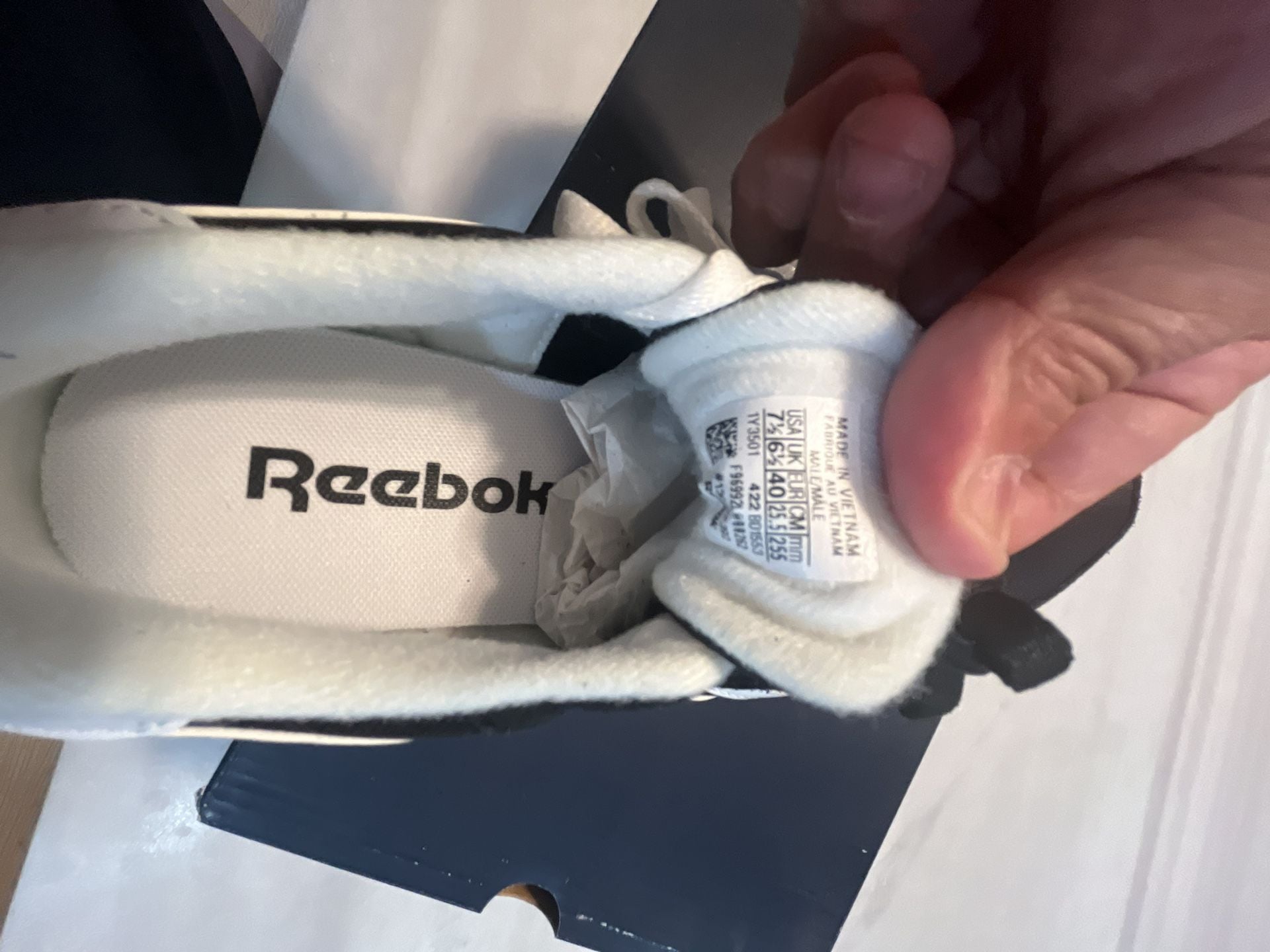 Reebok Royal Nylon Size 7.5 Black White Sneakers BD1553 New with Box 10