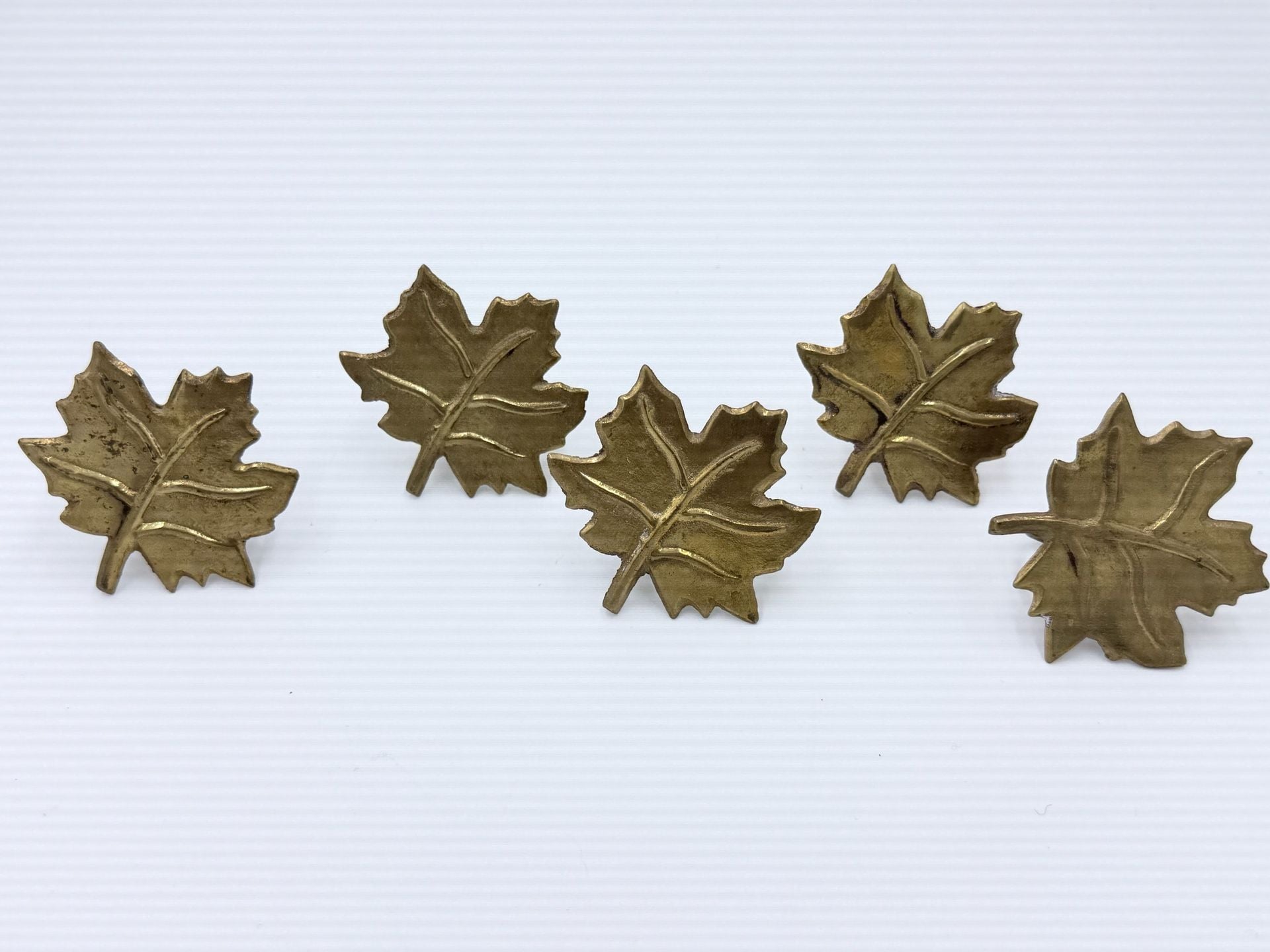 Vintage Brass Maple Leaf Napkin Rings Set of 5 Fall Table Decor 1