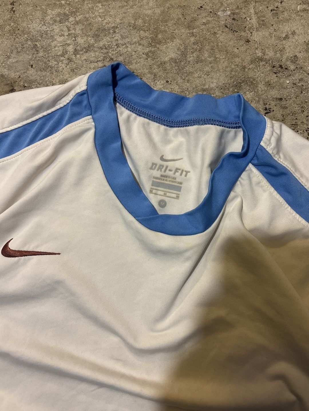Nike Dri-Fit Jersey Size M White Blue Soccer Shirt 3