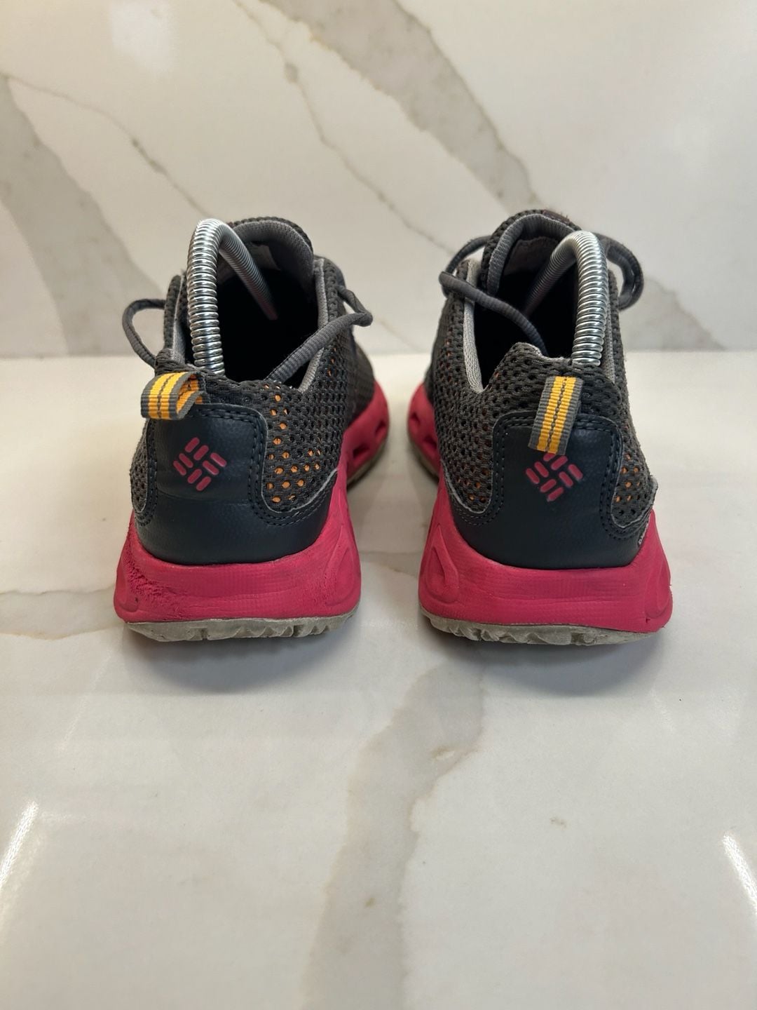 New Columbia Women's Hiking Shoe Size 8.5 5