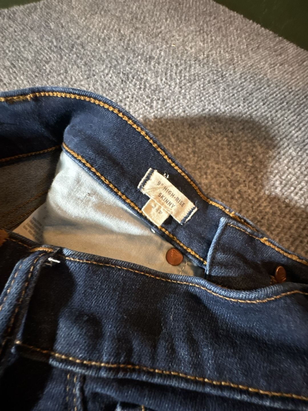 Madewell 9" High-Rise Skinny Jeans Size 24P Dark Wash Denim 4