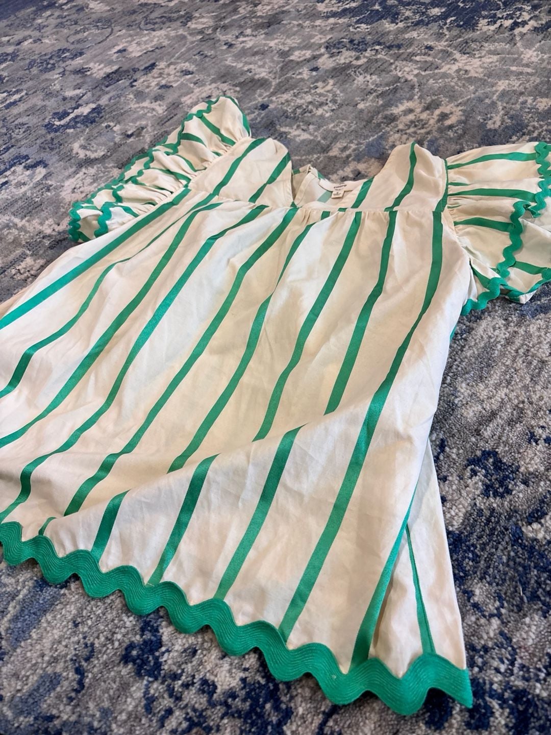 Entro Blouse Size S Green White Striped Ruffle Top 5