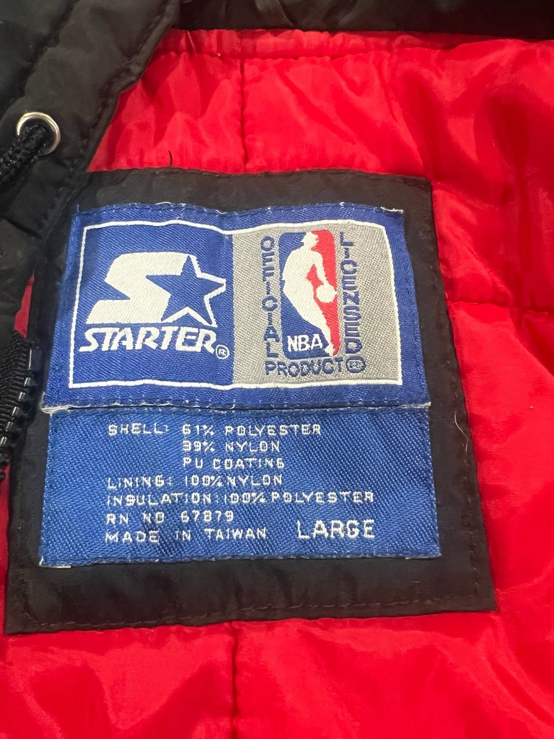 Starter Chicago Bulls Vintage Jacket Size Large Black NBA Licensed 4