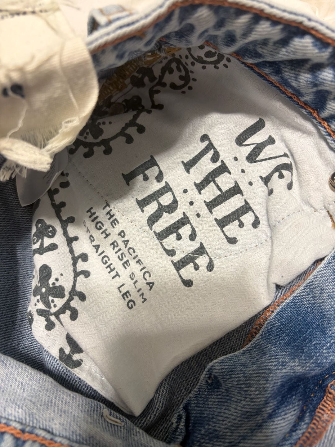 We The Free The Pacifica High Rise Slim Straight Leg Jeans Size 24 5