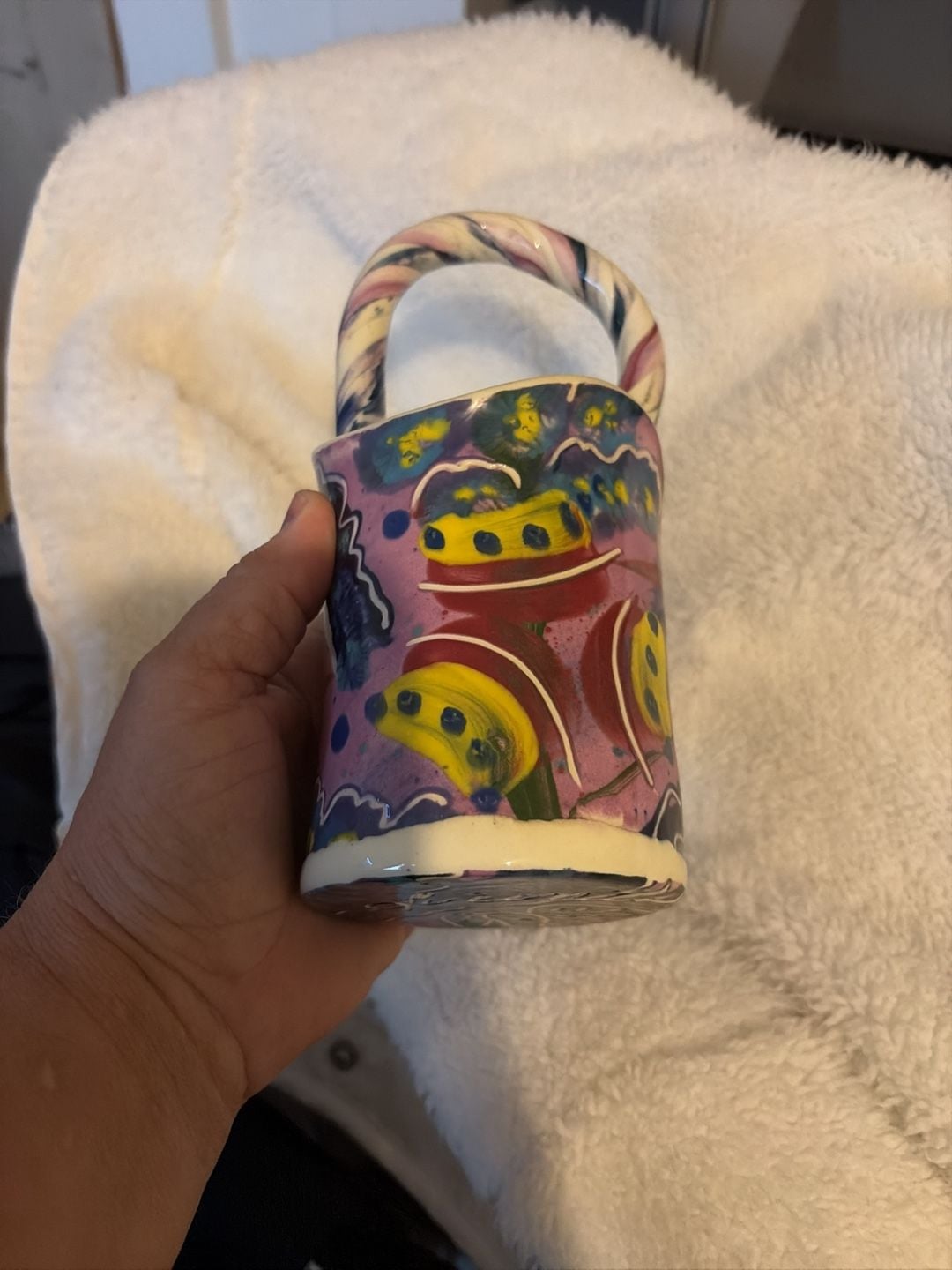 Art Pottery Hand Painted Ceramic basket With Twisted Handle 2