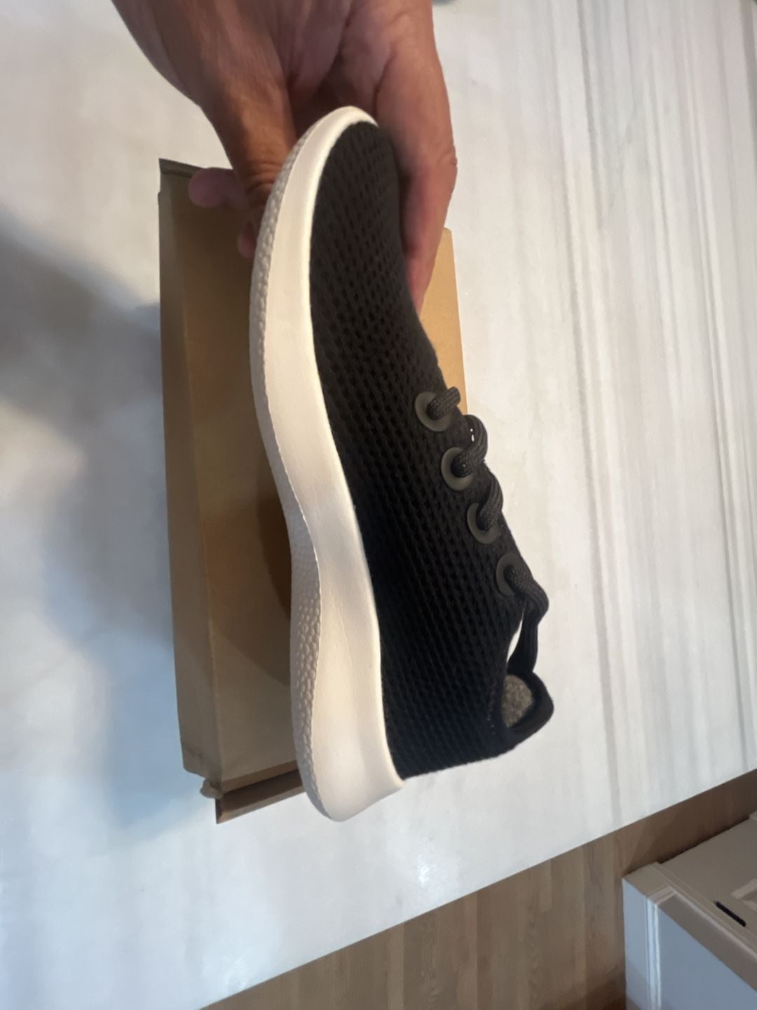 Allbirds Tree Runner Size 5 Black White Womens  8