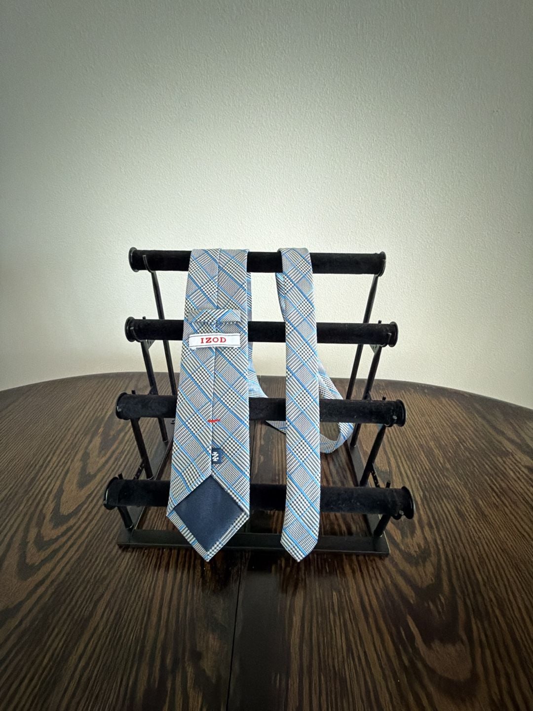 IZOD Plaid Necktie Blue Black White Silk Tie 2