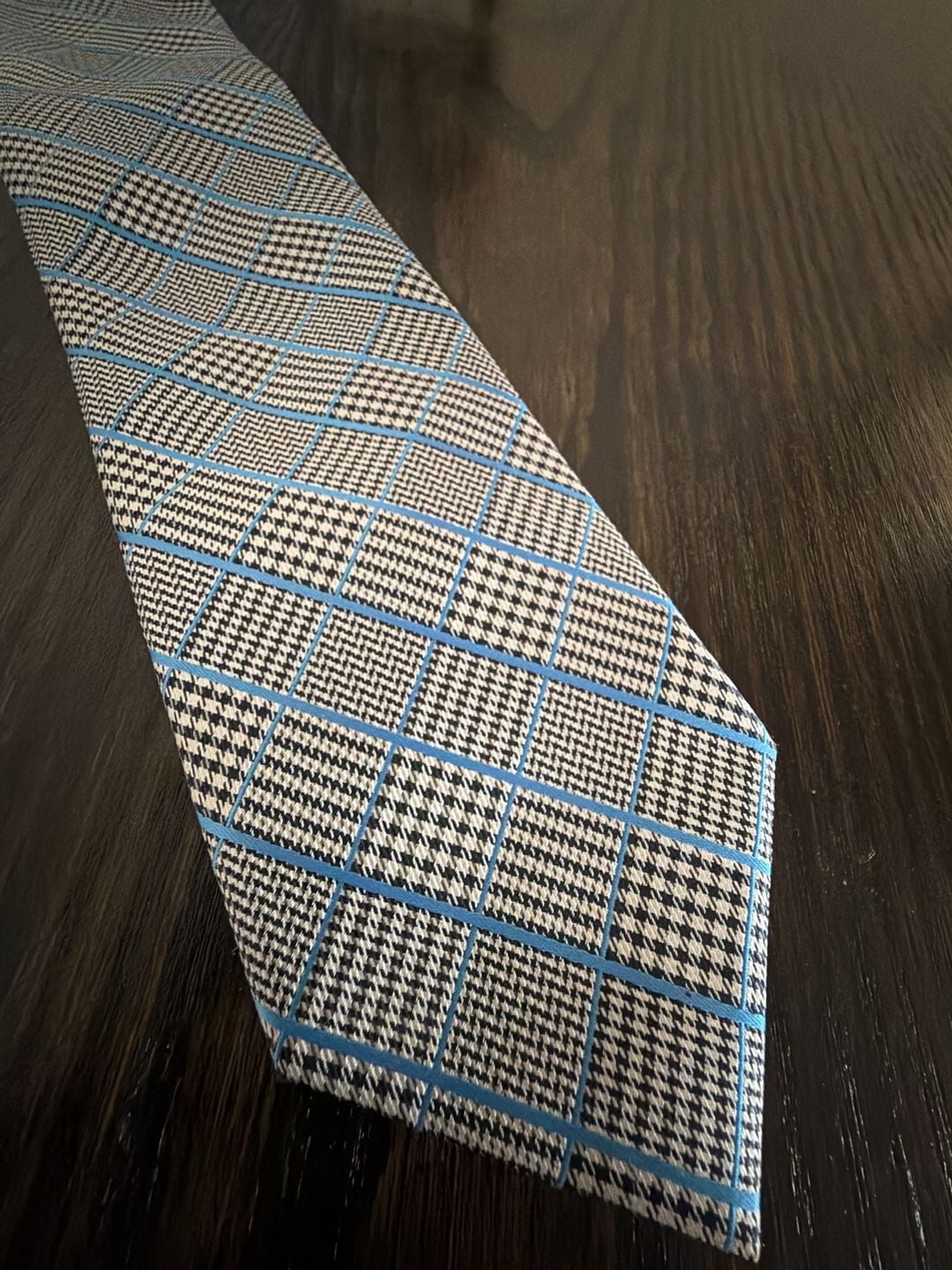 IZOD Plaid Necktie Blue Black White Silk Tie 3