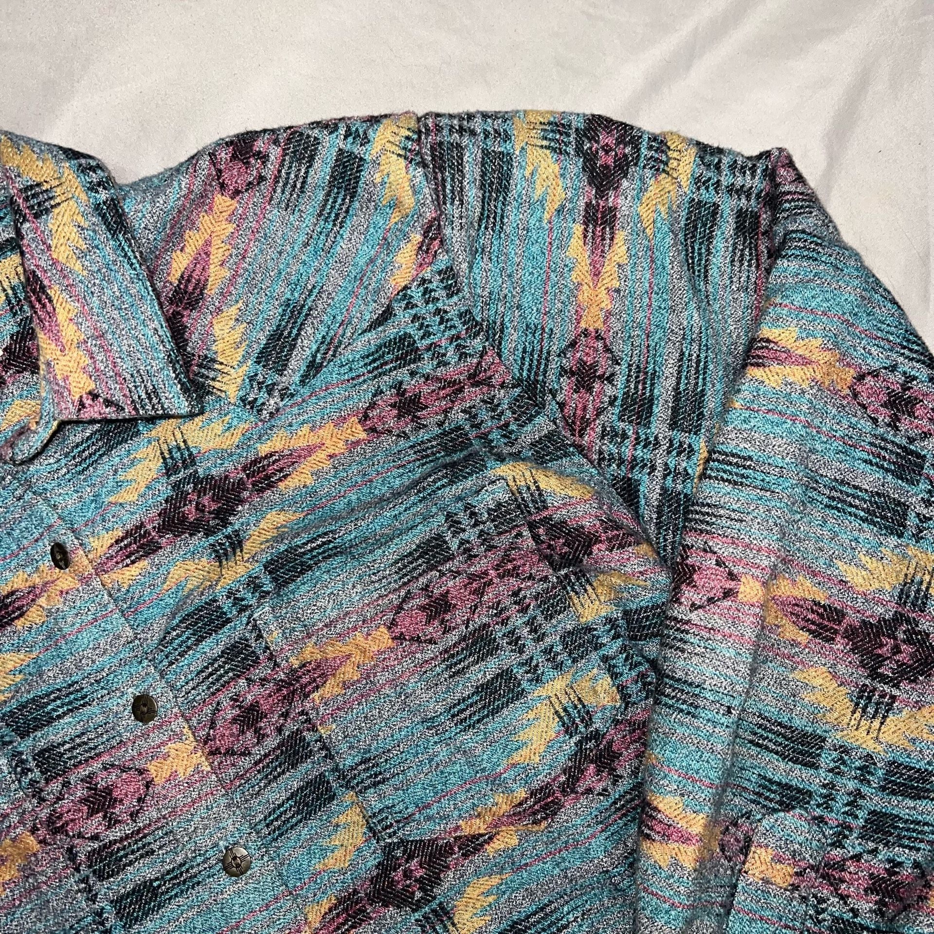 Ariat Real Aztec Print Western Shirt Size L/G Blue women’s button down sweater 11
