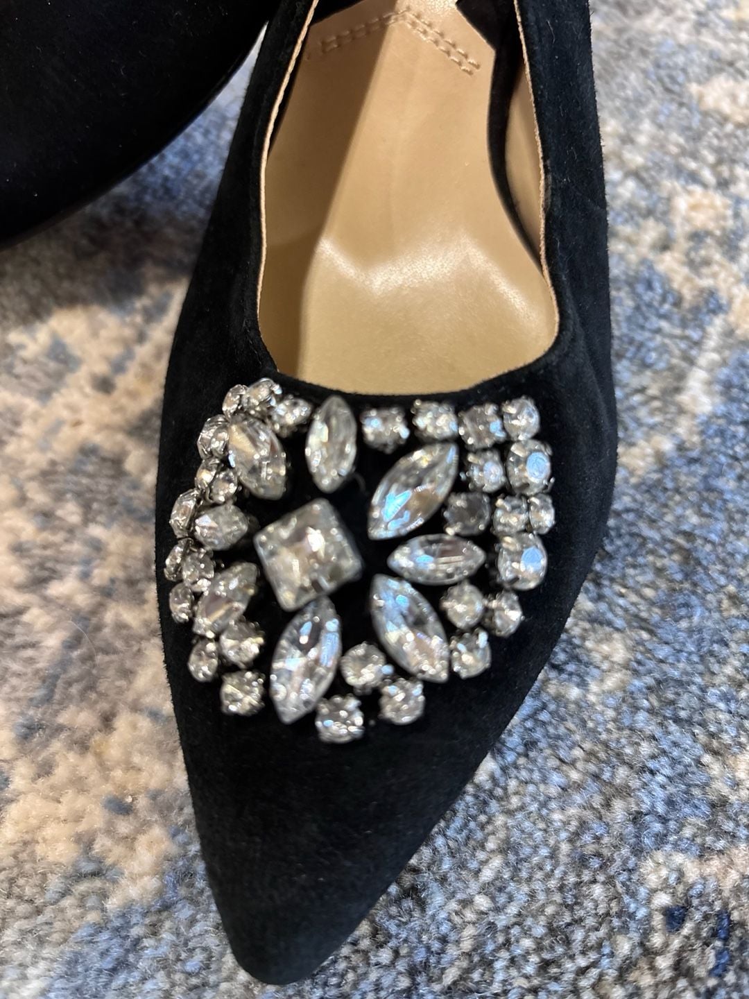 Adrienne Vittadini Savblanc Size 8M Pumps Black 3