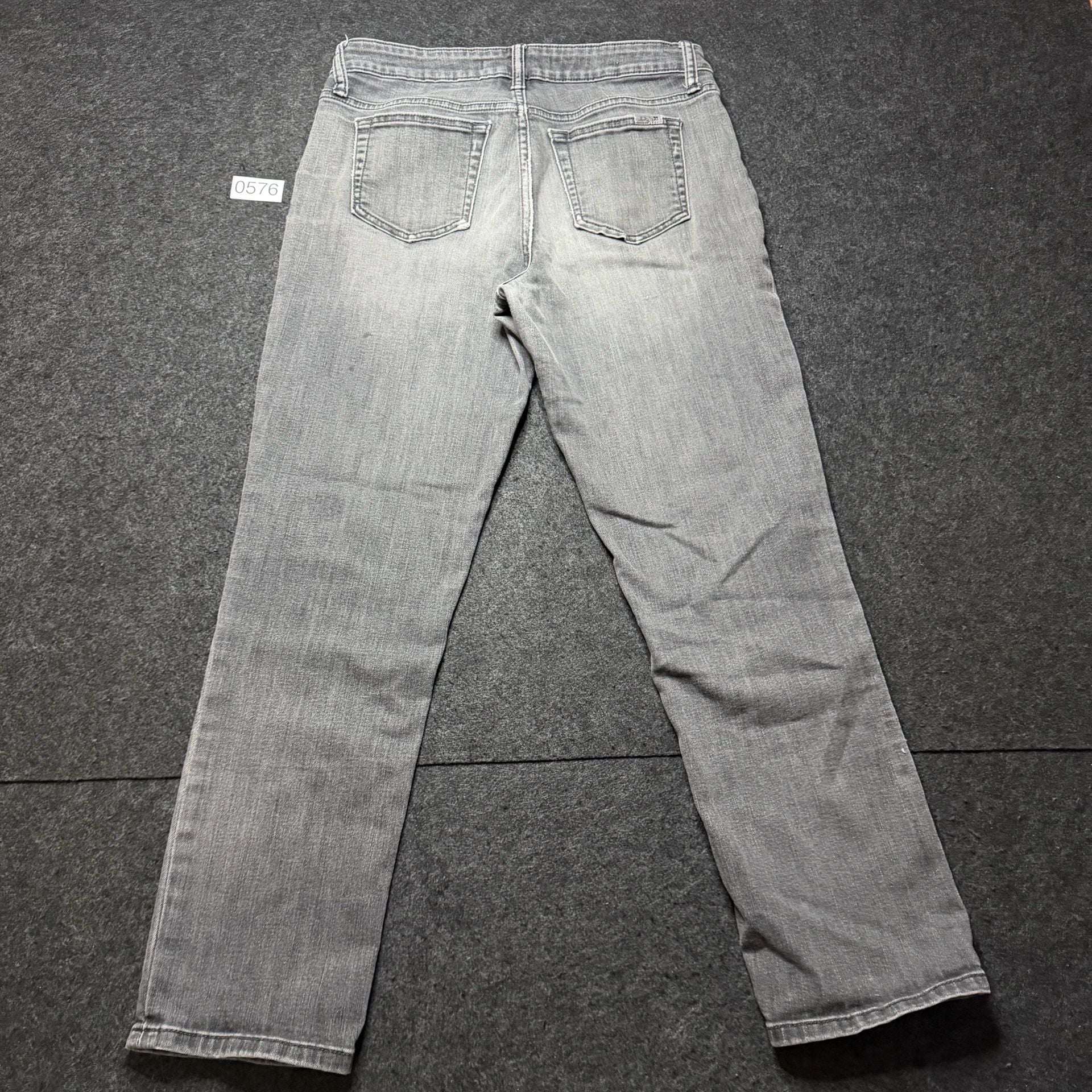 Product thumbnail 6