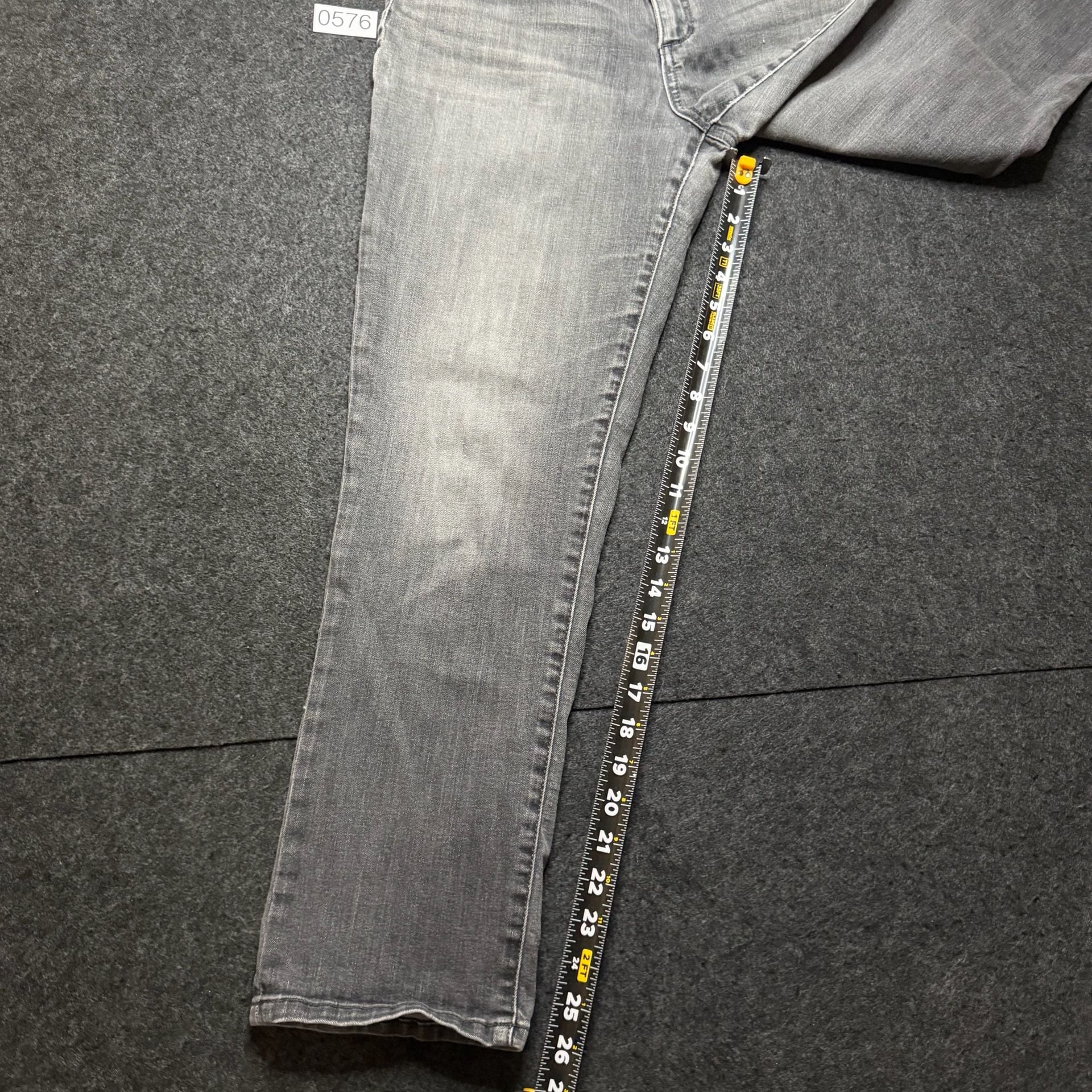 Joes jeans washed black, size 29 8