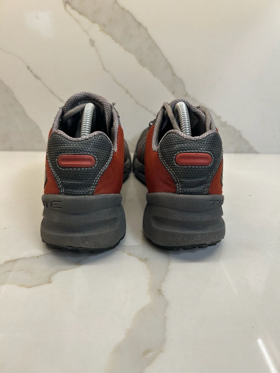 Columbia Hiking Shoes Gray Orange Techlite Omni-Grip (Size: 9) 5