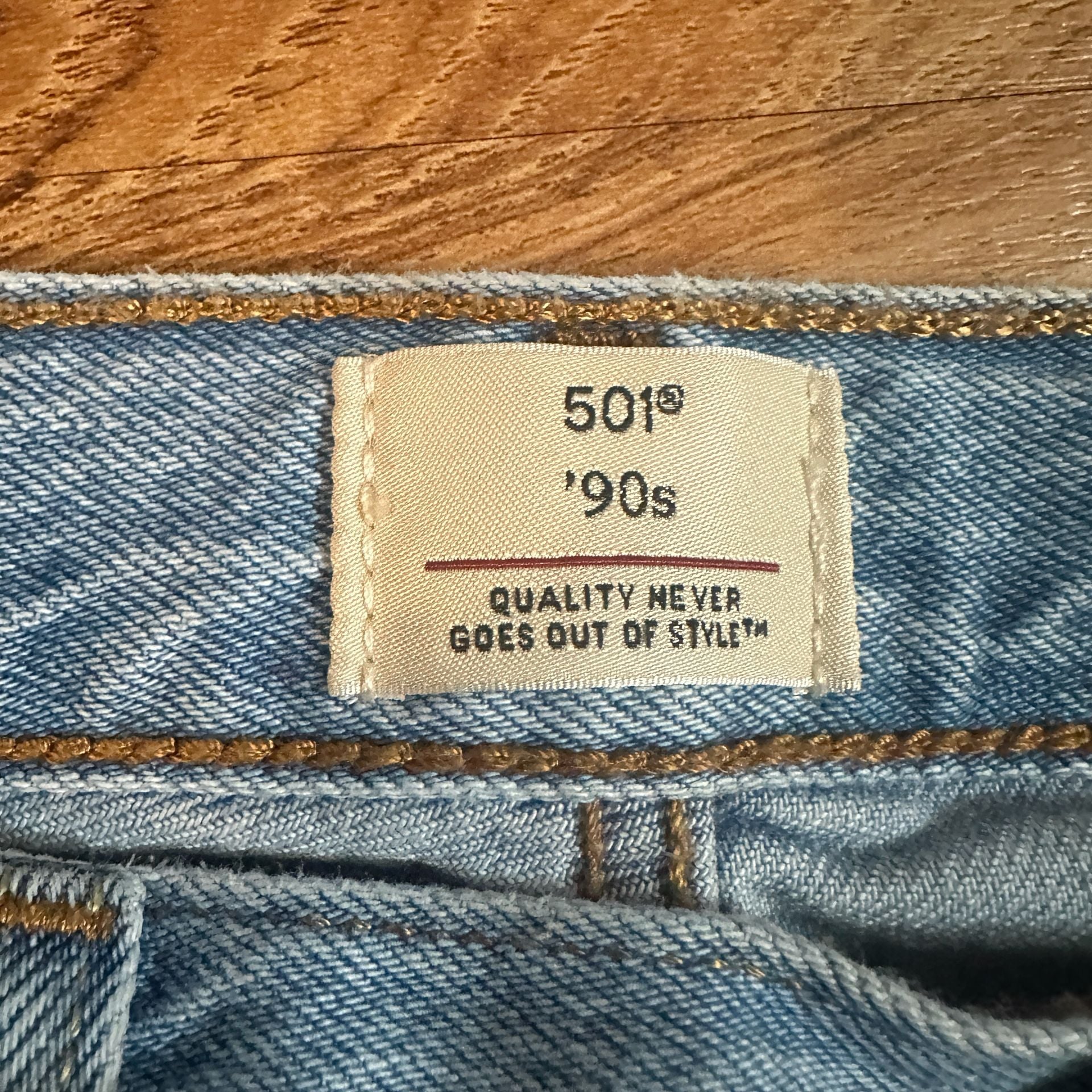 Levi's 505 Regular Fit Jeans Light Wash Denim 4